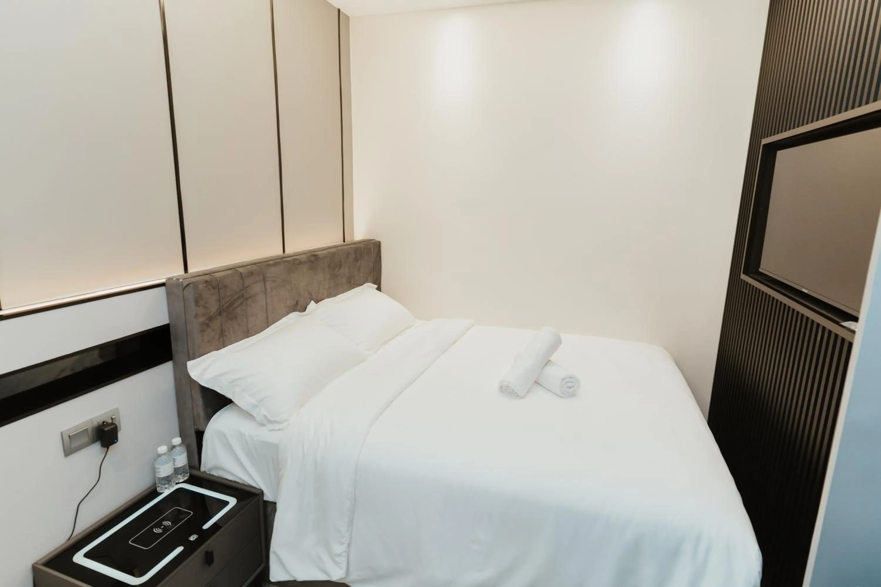 Bed in Brilliant Hotel Dan Spa