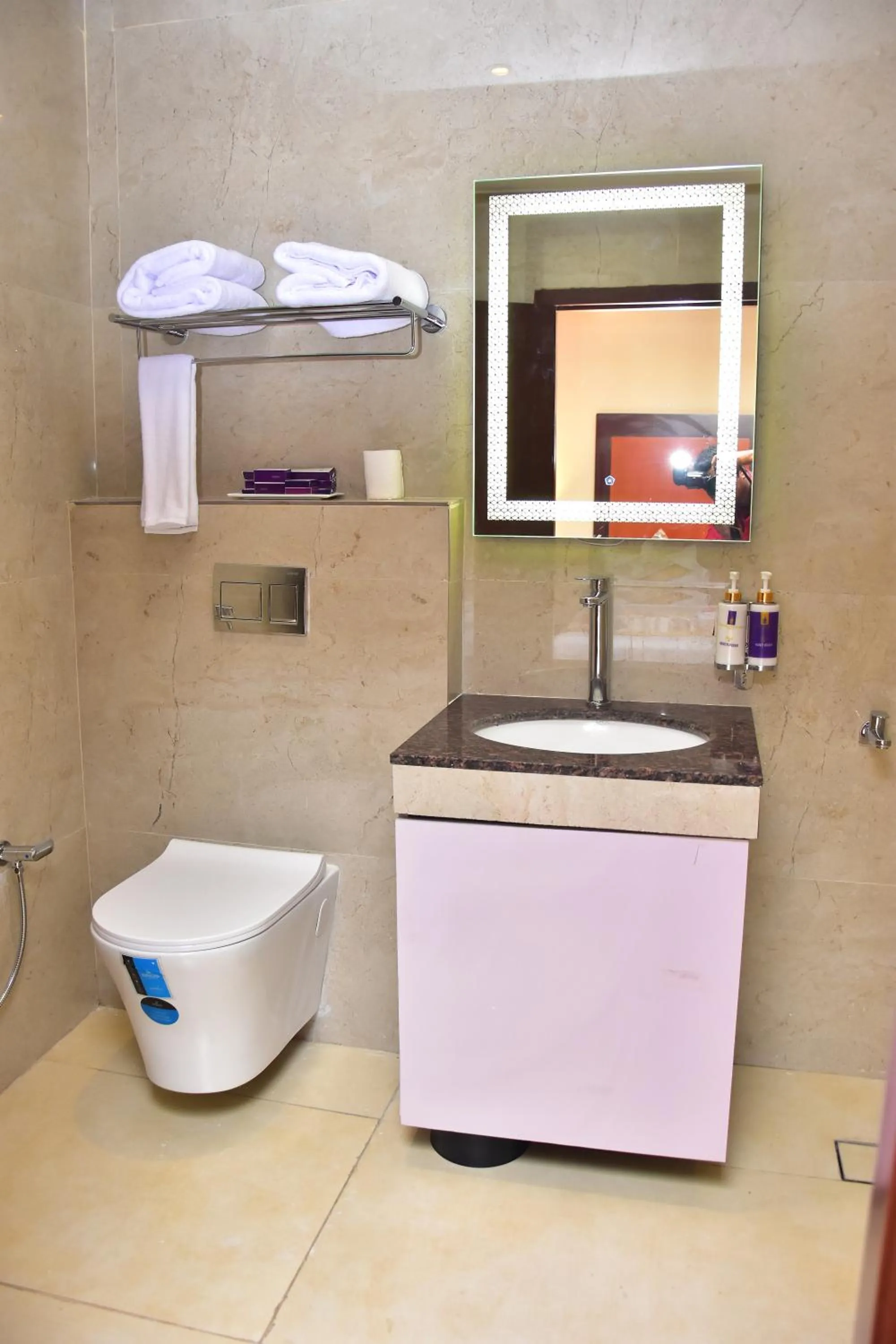 Toilet in Park Avenue Hotel & Apartments Trichy