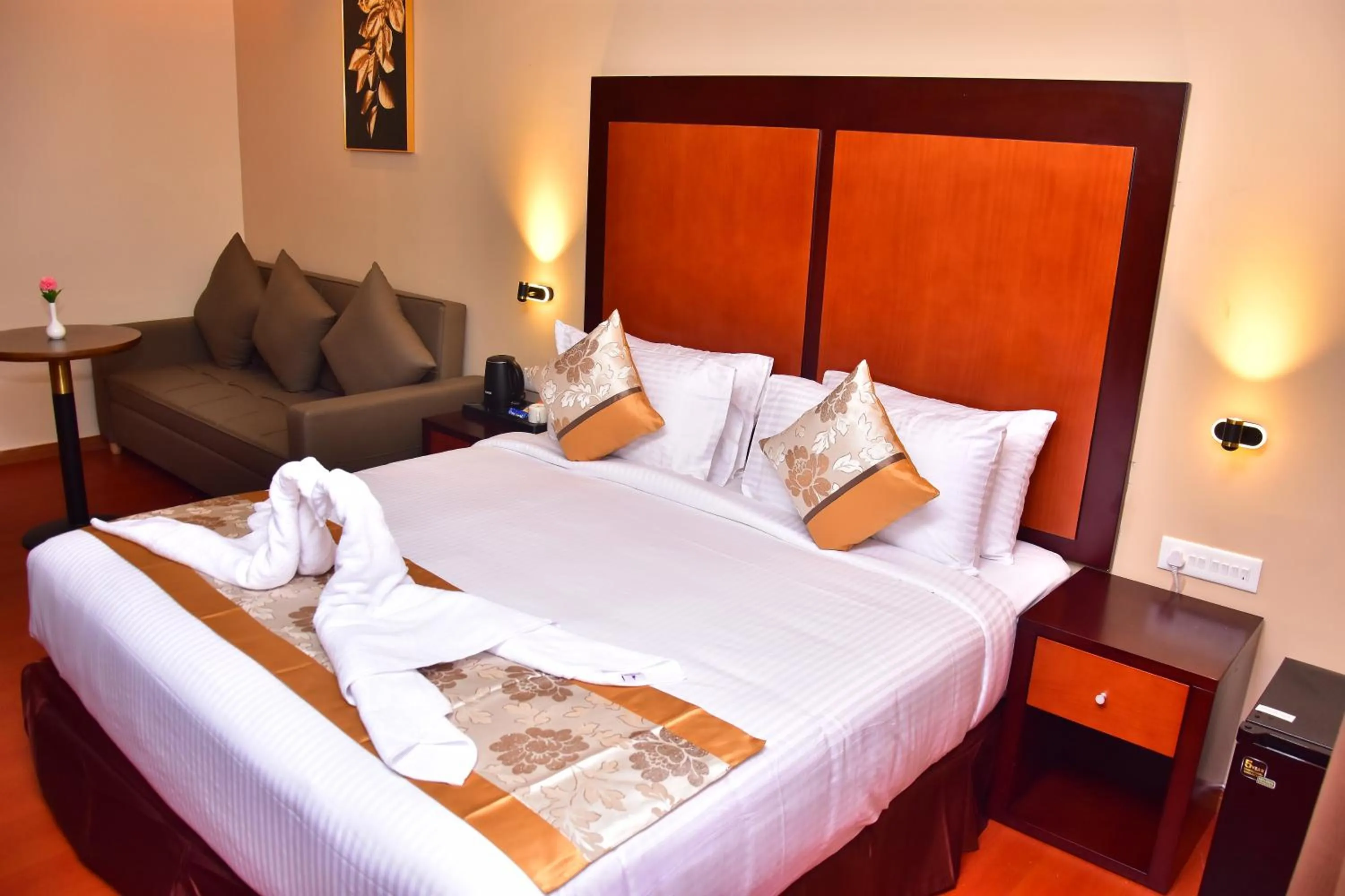 Bed in Park Avenue Hotel & Apartments Trichy