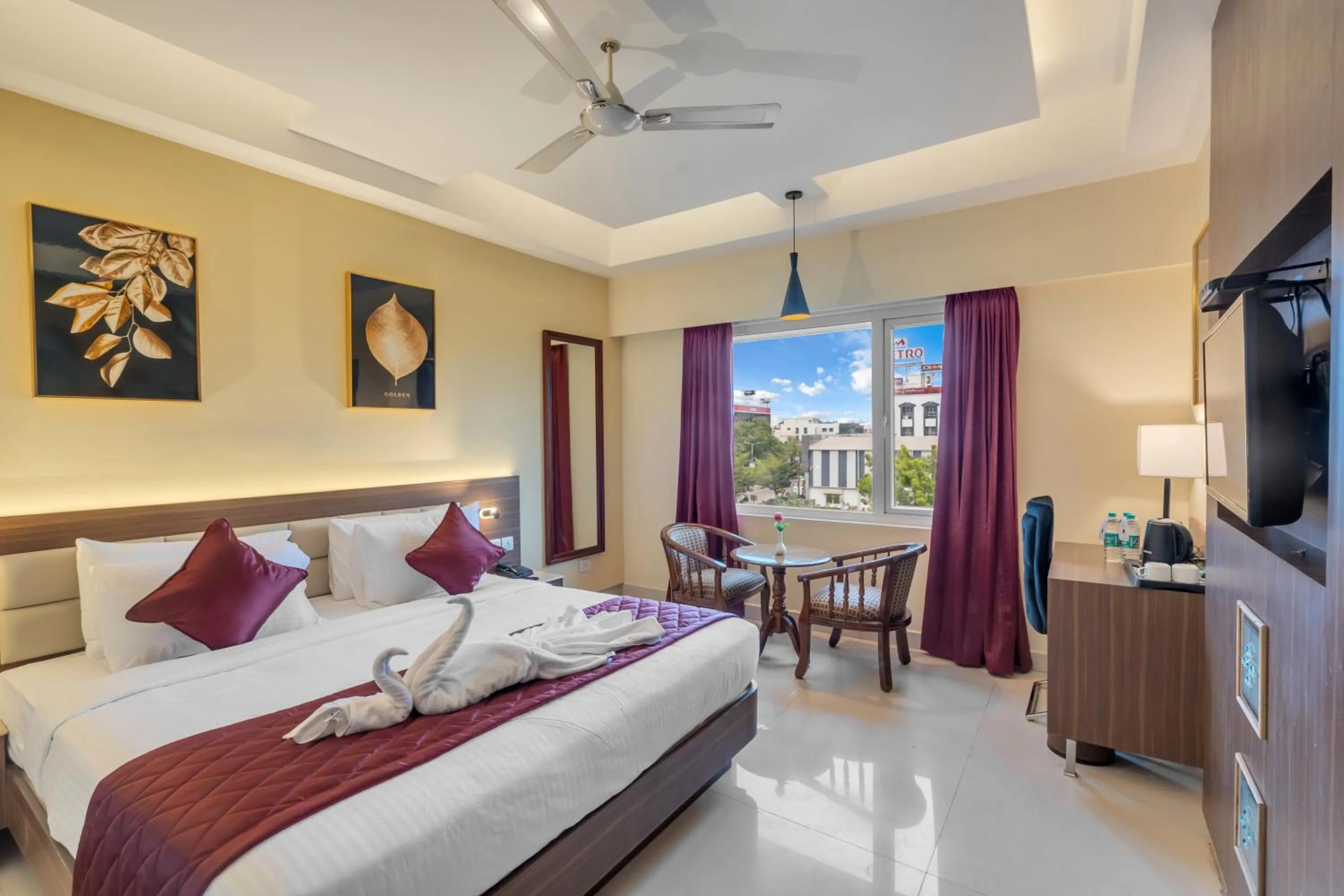 Bedroom, Bed in Park Avenue Hotel & Apartments Trichy
