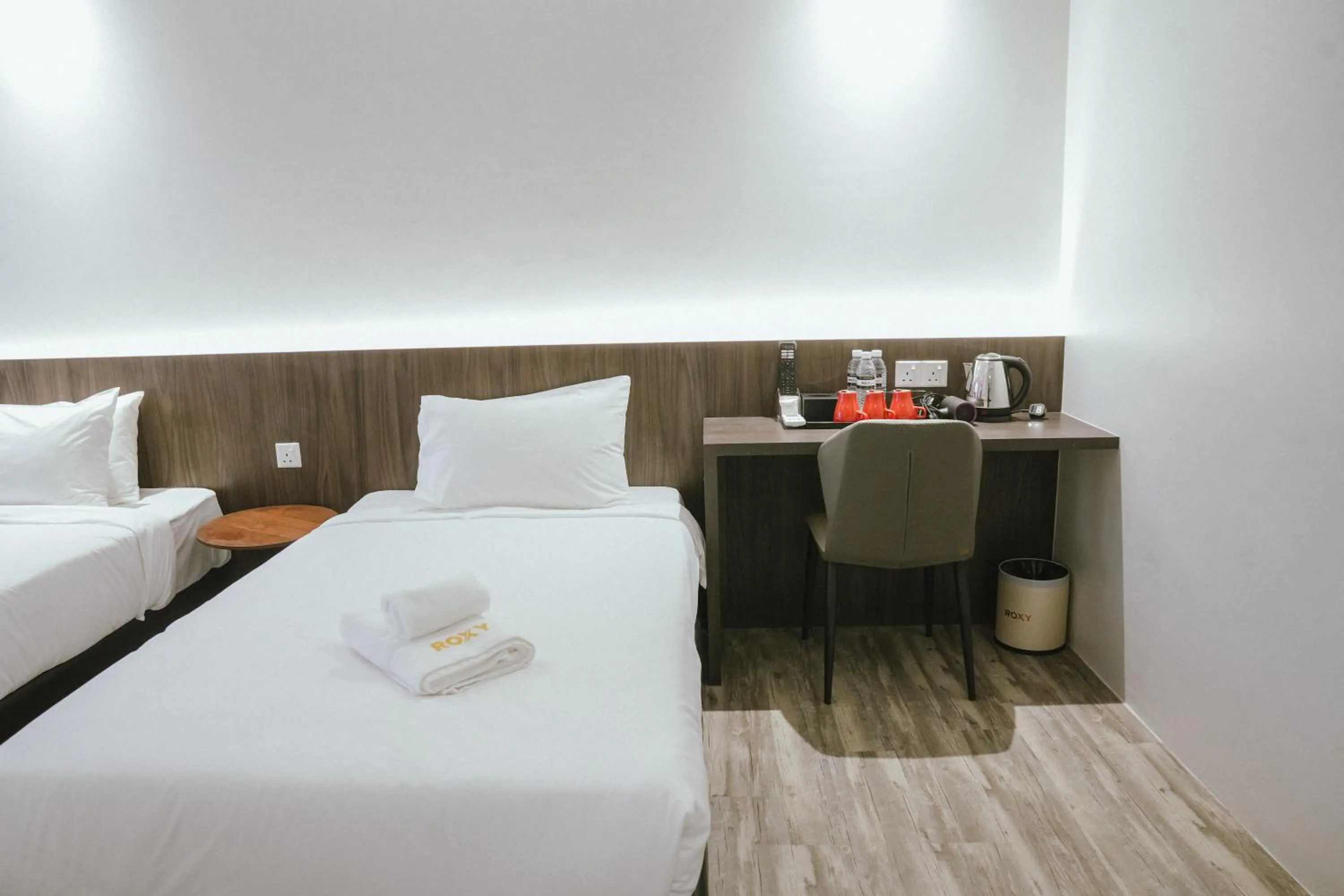 Bed in Roxy Hotel Siniawan