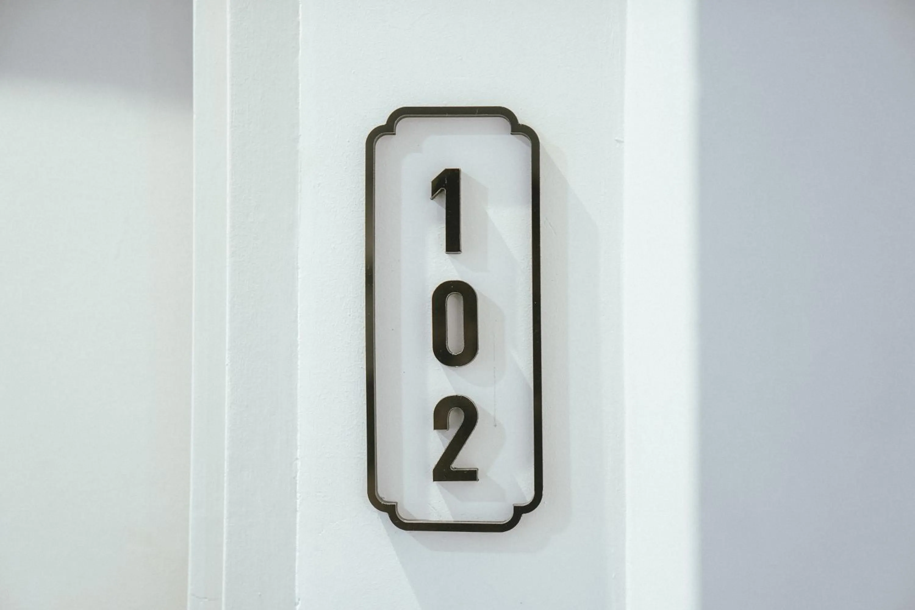 Text overlay in Roxy Hotel Siniawan