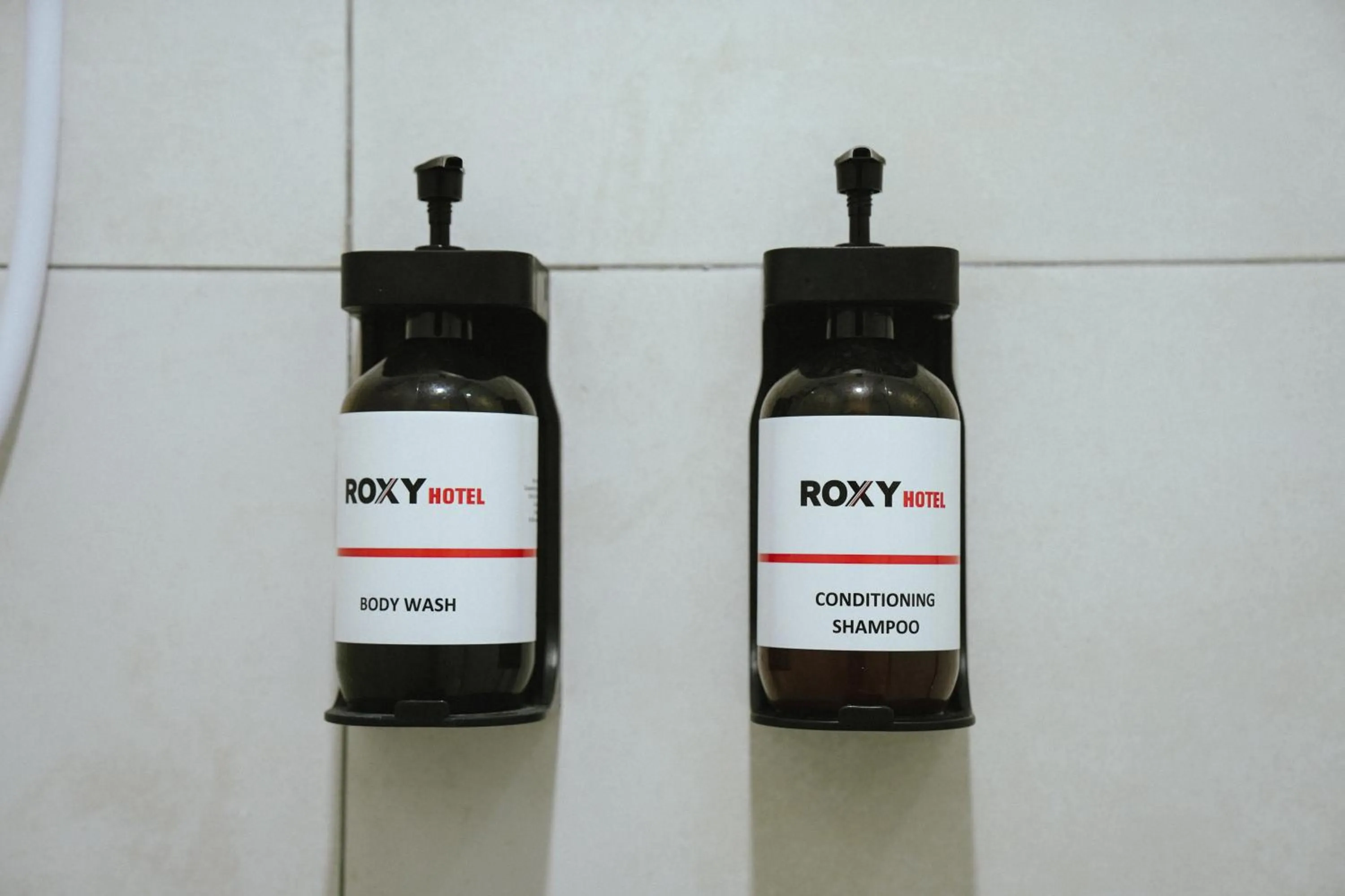 Text overlay in Roxy Hotel Siniawan