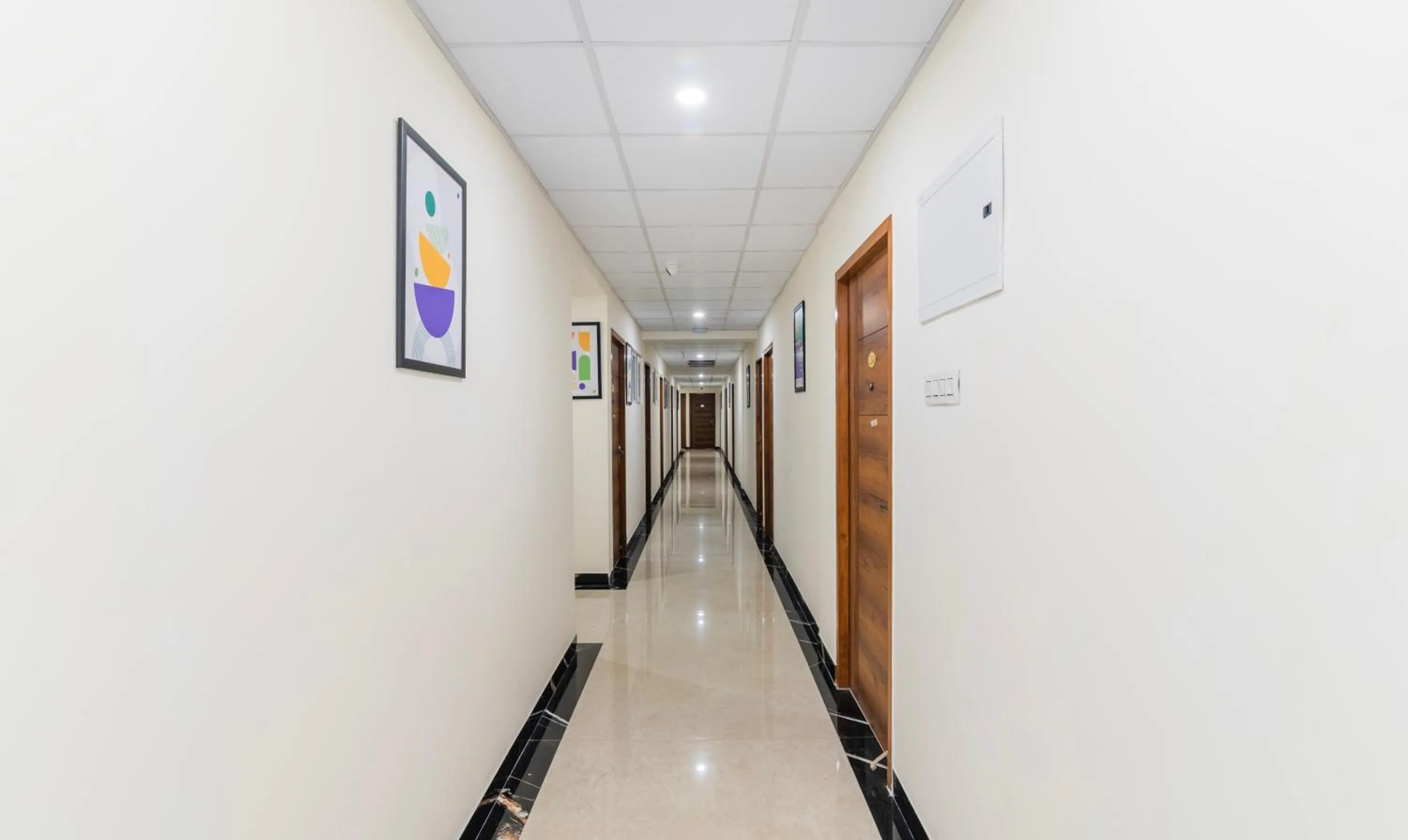 Lobby or reception in Treebo Rakshitha, Porur