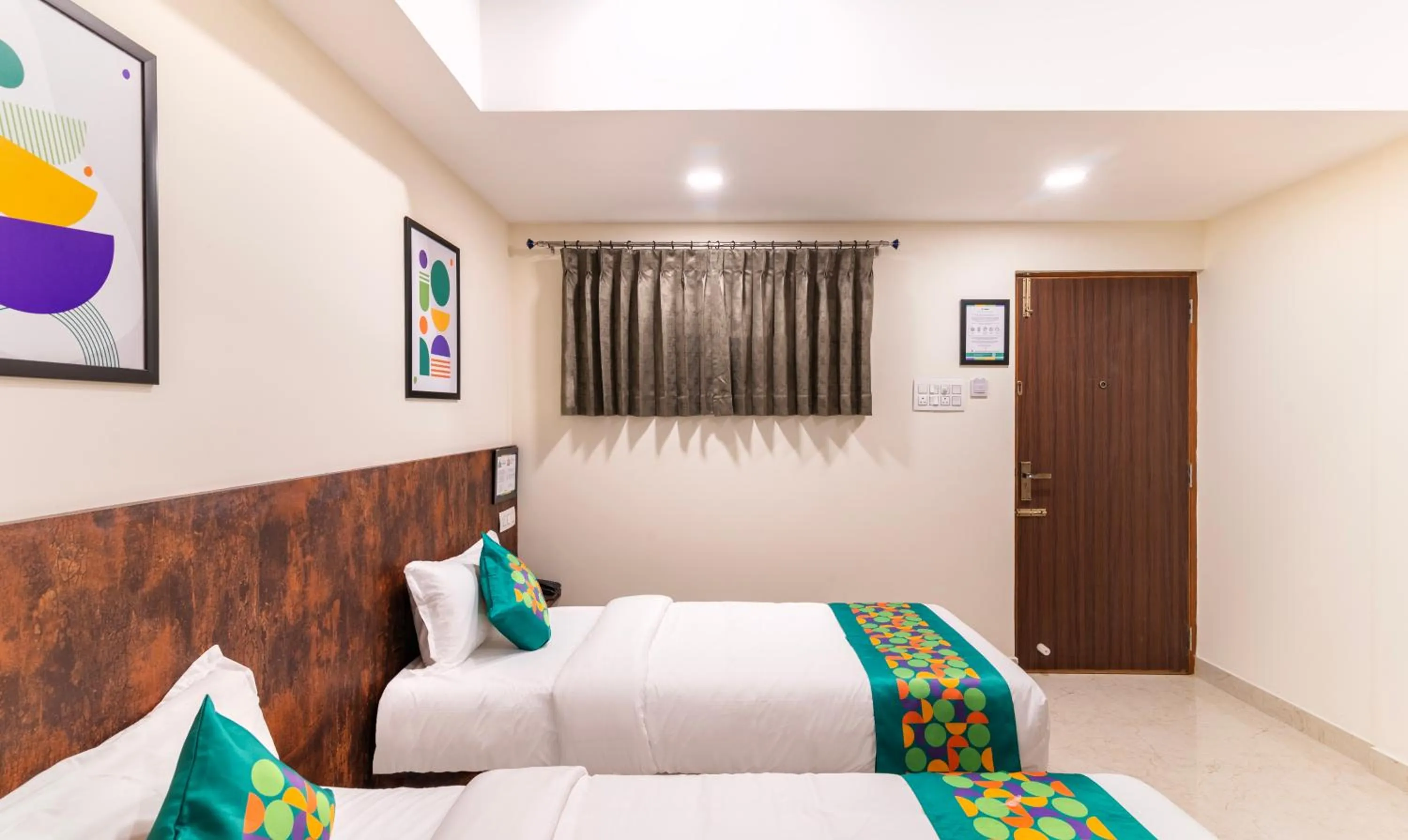 Bedroom, Bed in Treebo Rakshitha, Porur