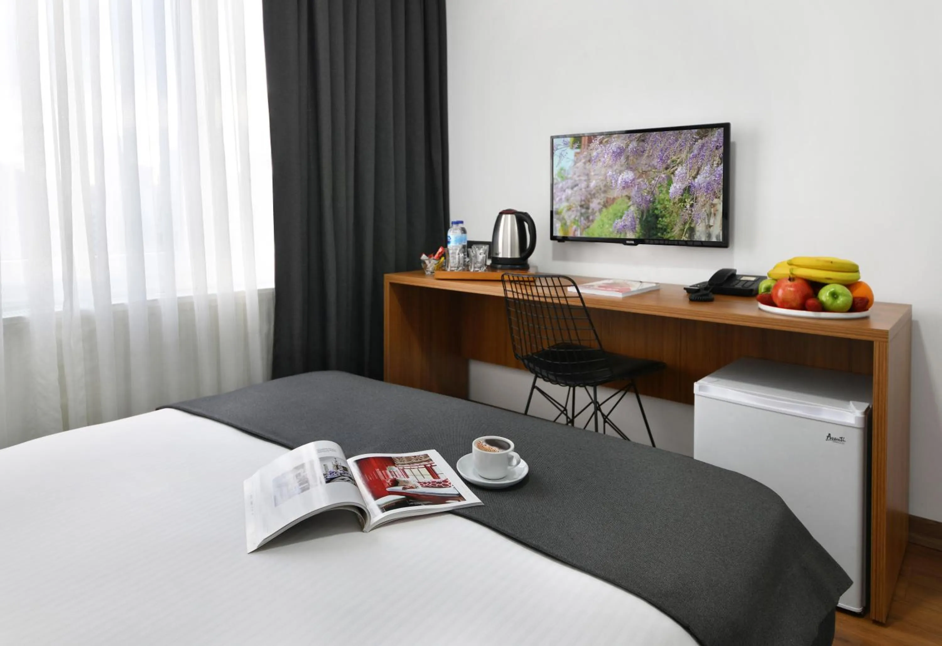 Bed in Nish Suites Atasehir