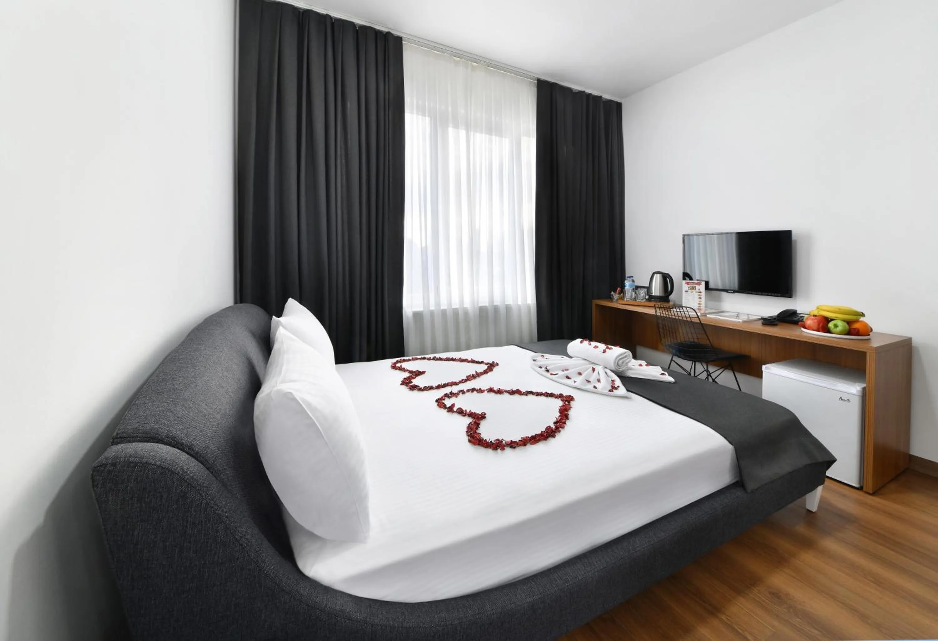 Bed in Nish Suites Atasehir
