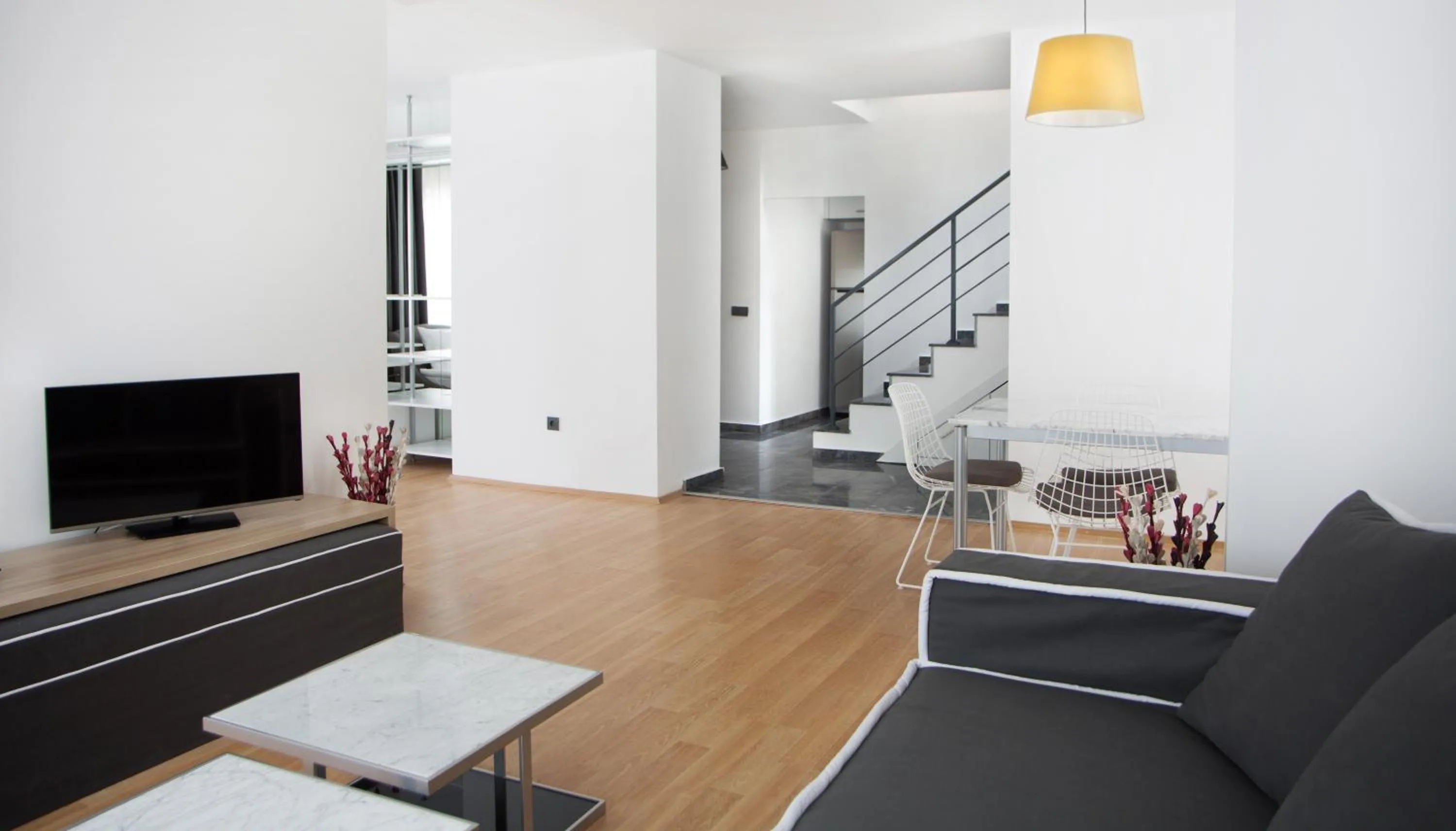 Photo of the whole room in Nish Suites Atasehir