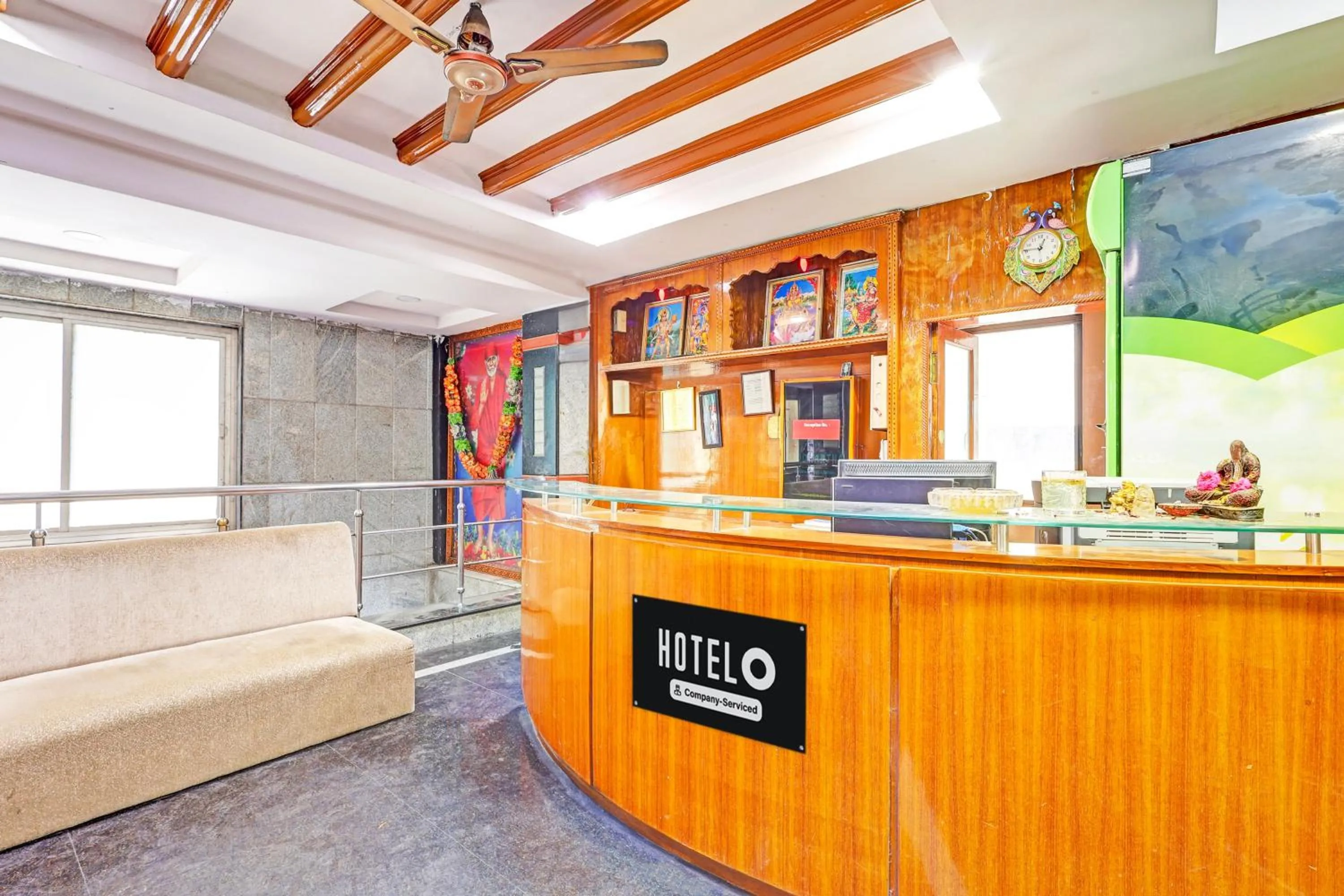 Lobby or reception in Super Hotel O Besant Road