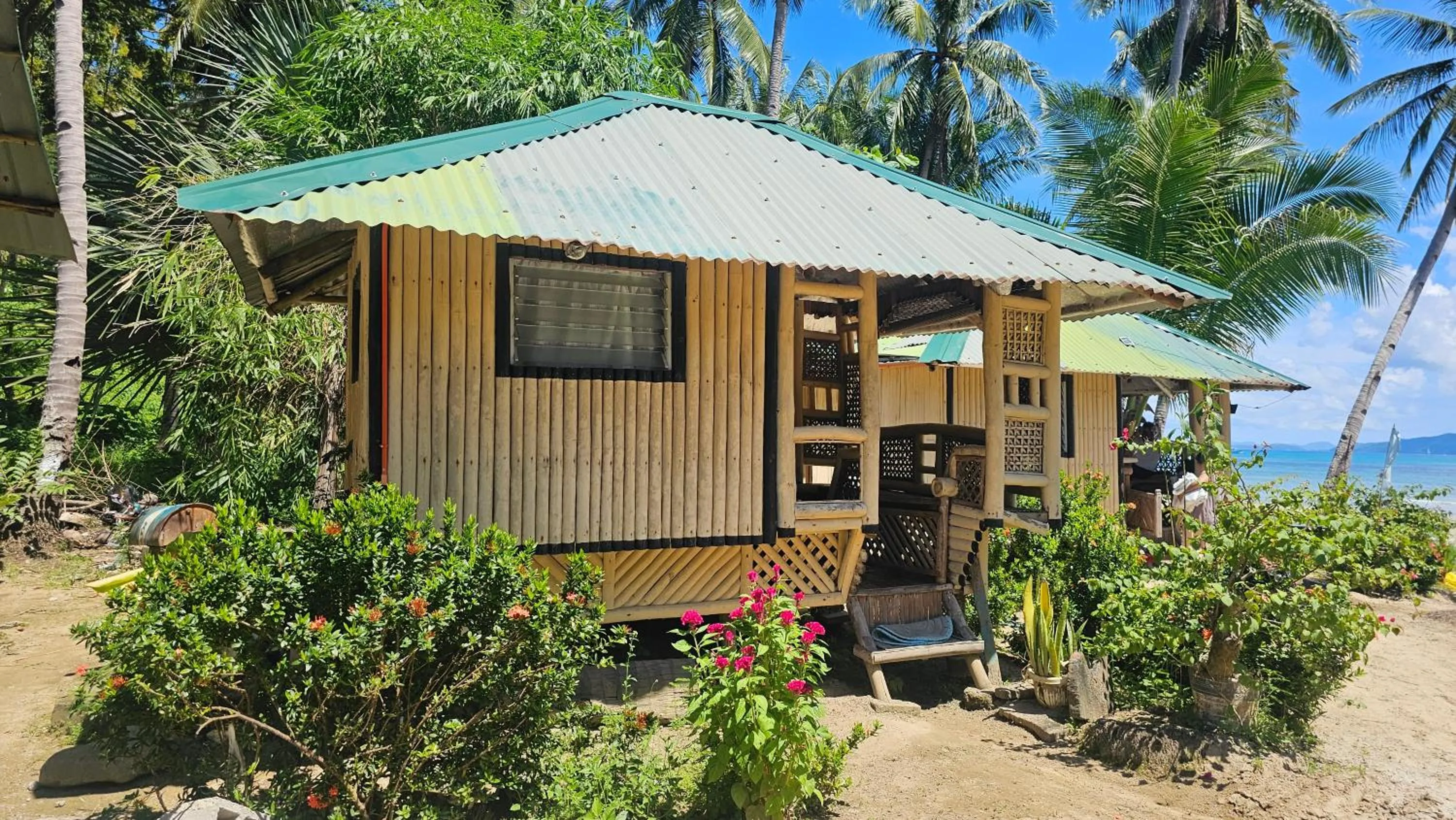 Floresitas Beach Resort