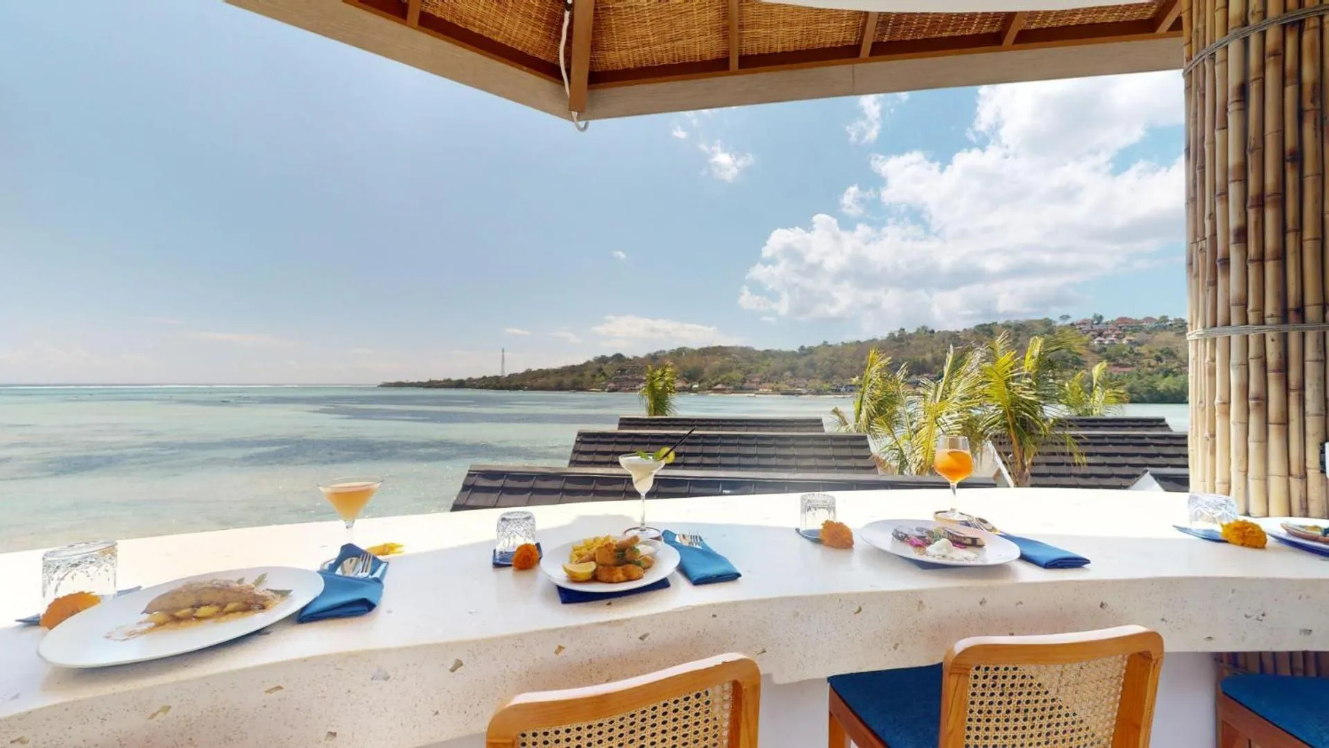 Restaurant/places to eat in Segara Seaside Resort