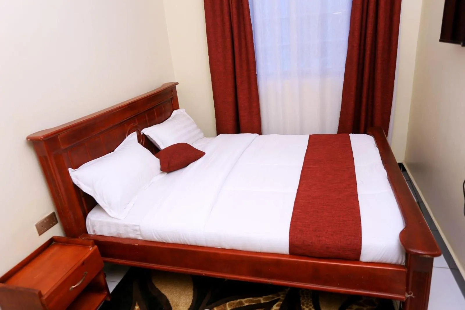Bedroom, Bed in Sarai Hotel