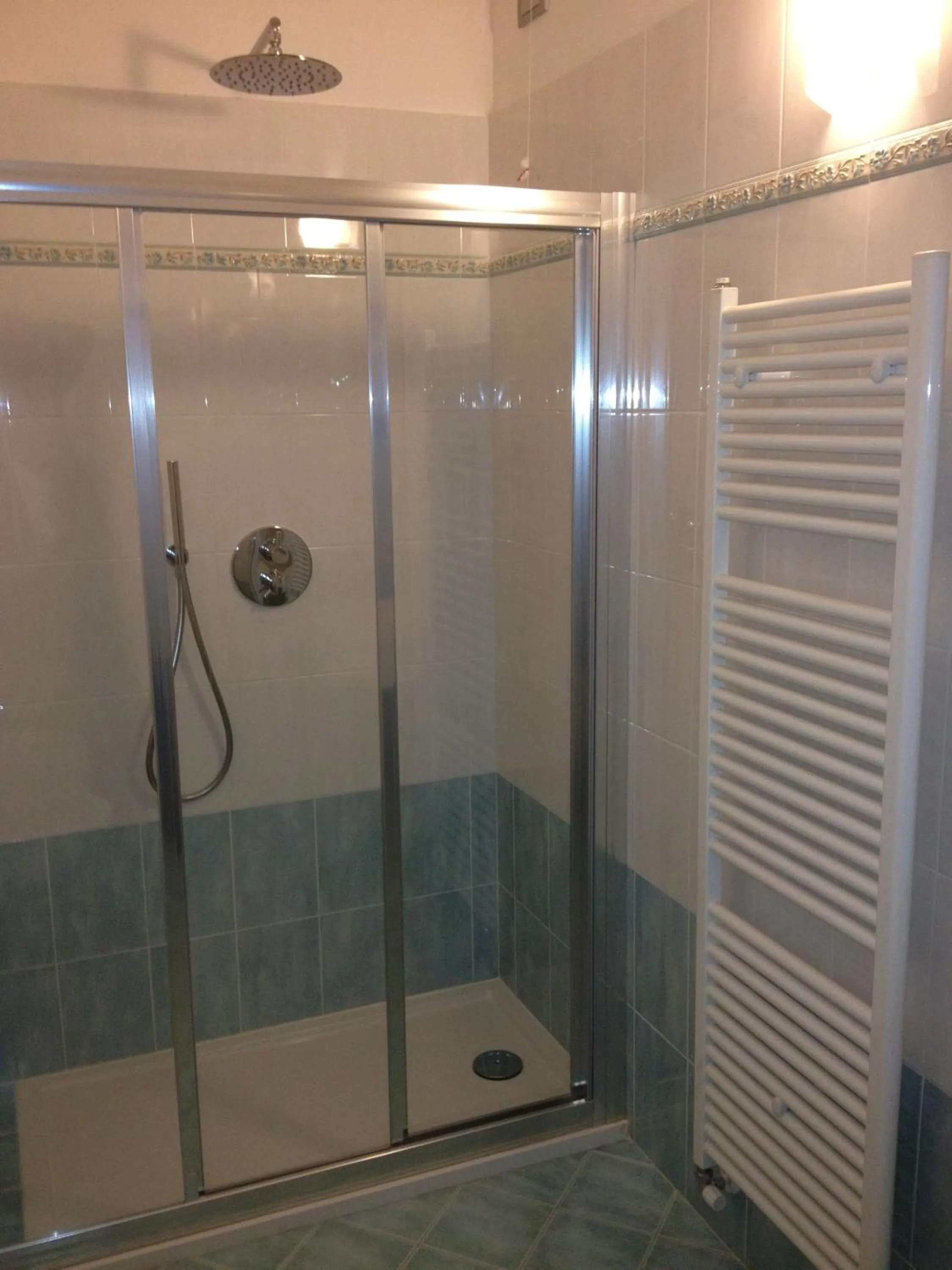 Shower in B&B Teatro Ristori Verona