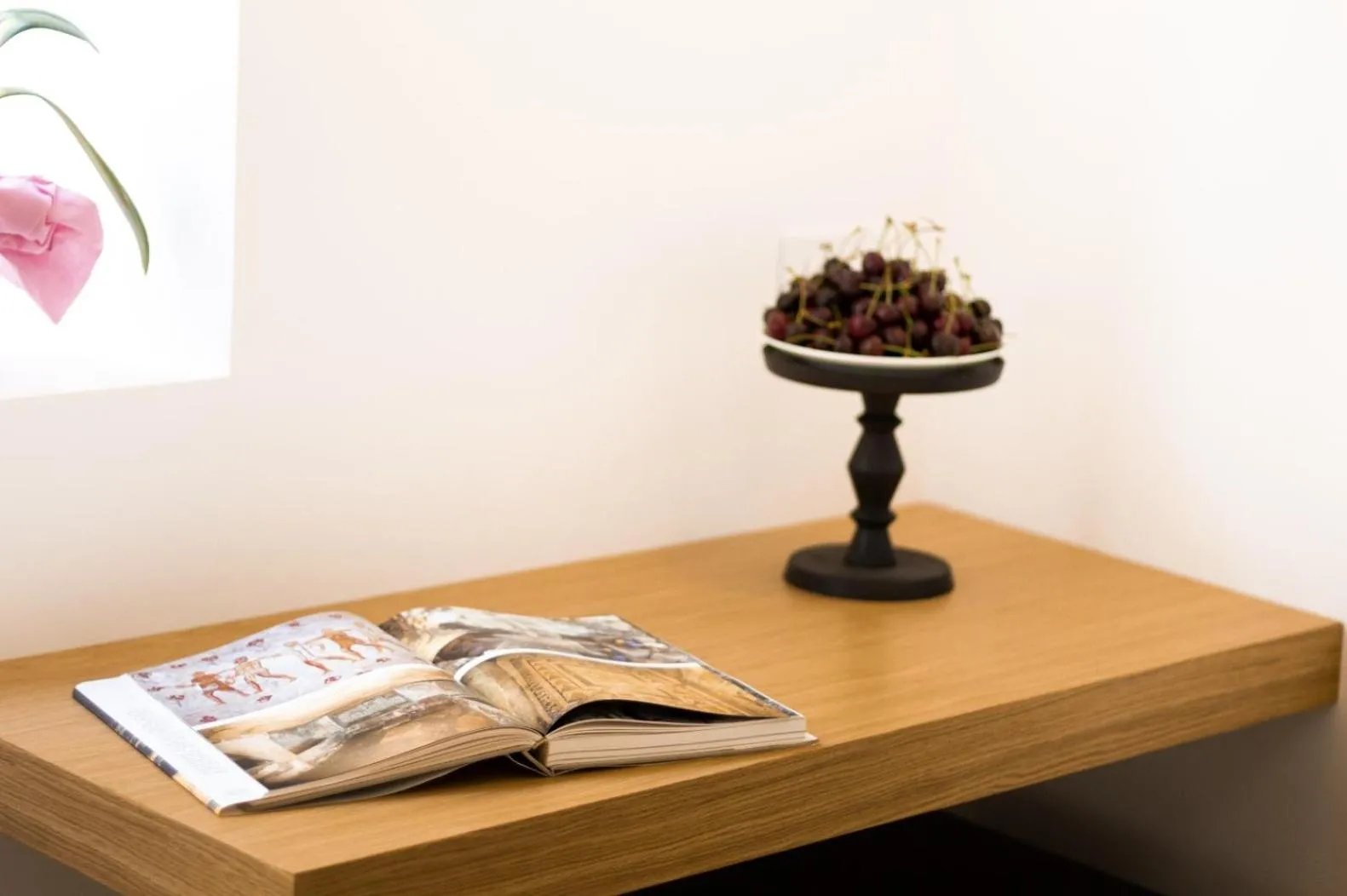 Decorative detail in Dome Hotel