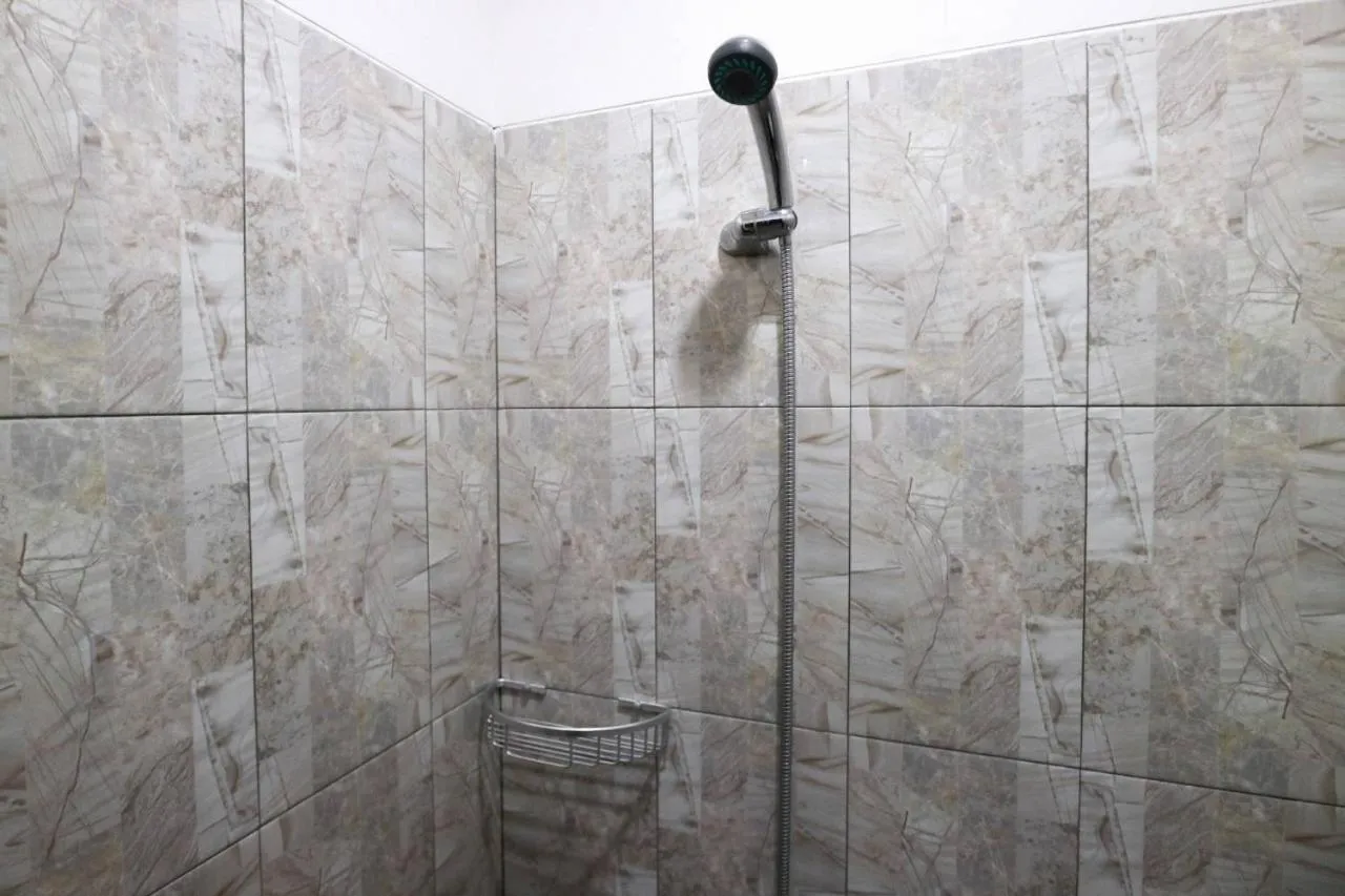 Saloka Guest House & Residence