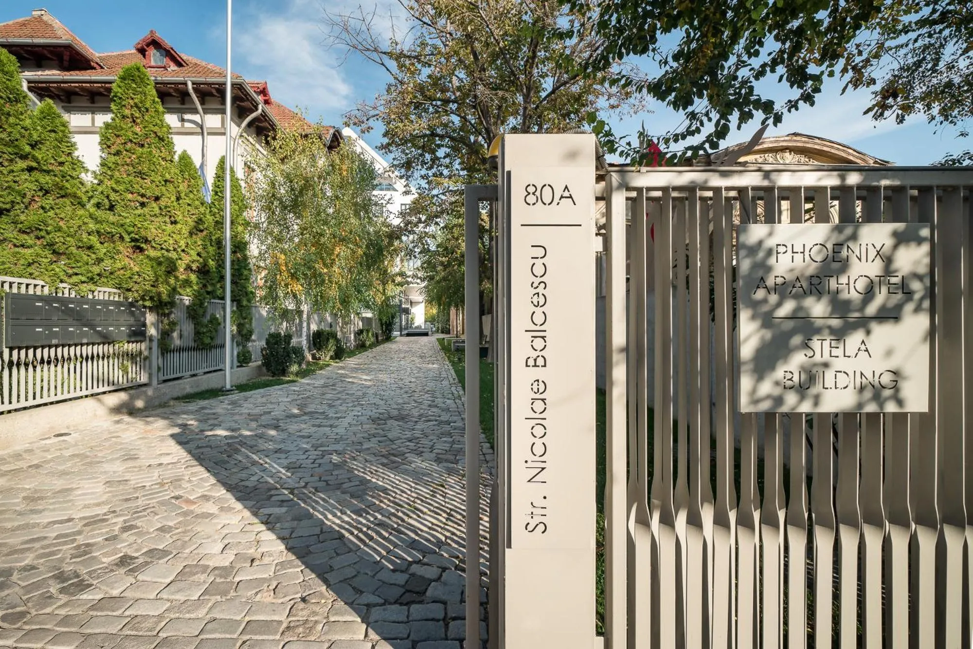 Day in Phoenix Aparthotel