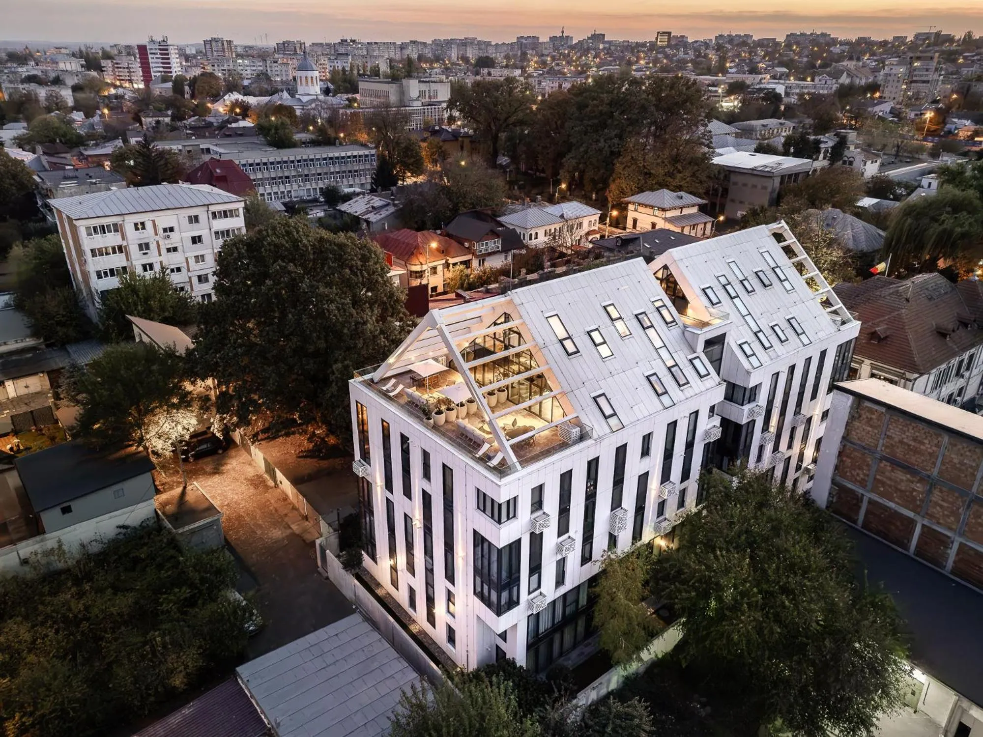 Property building in Phoenix Aparthotel