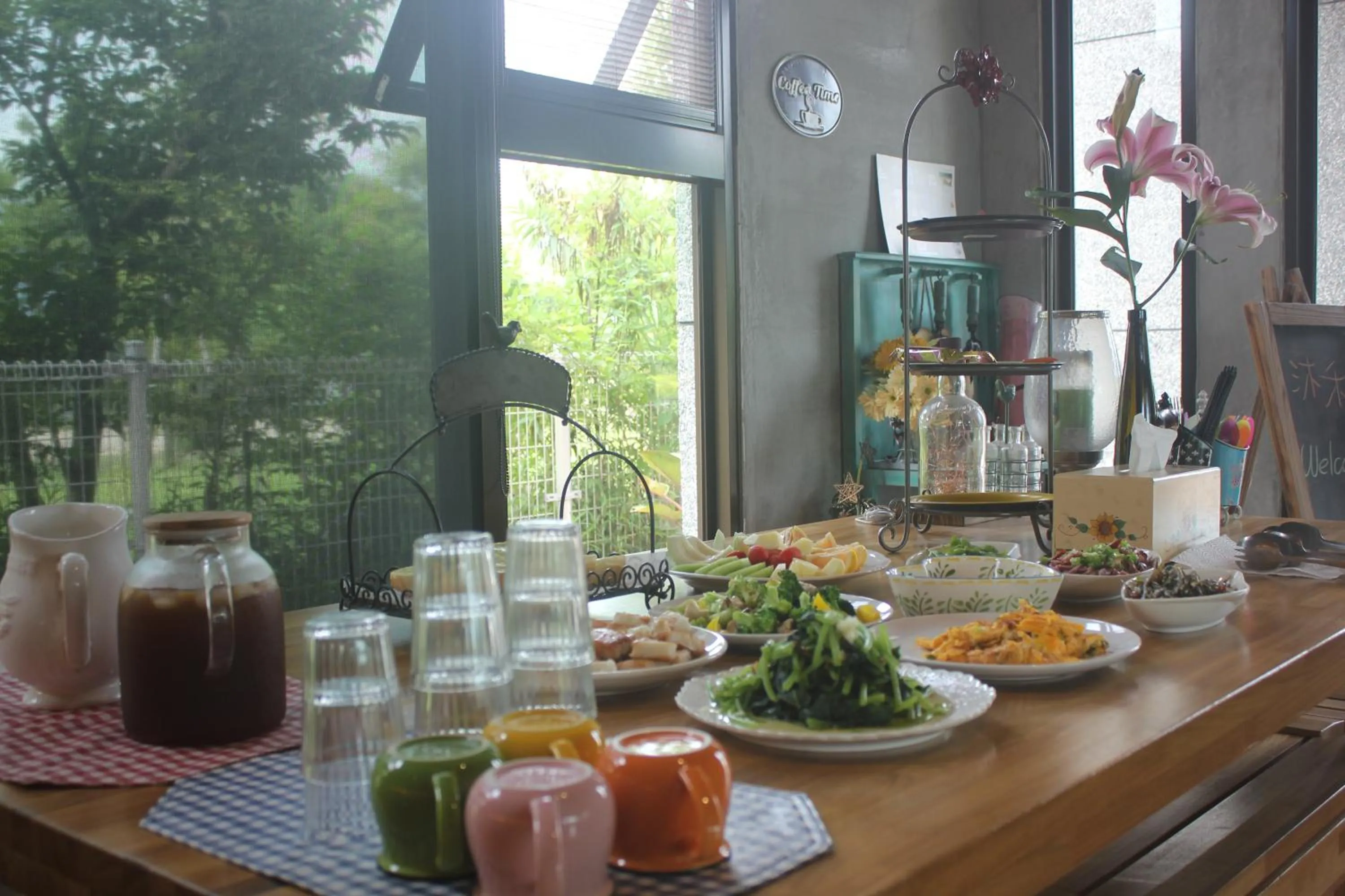 Buffet breakfast in Muho B&B