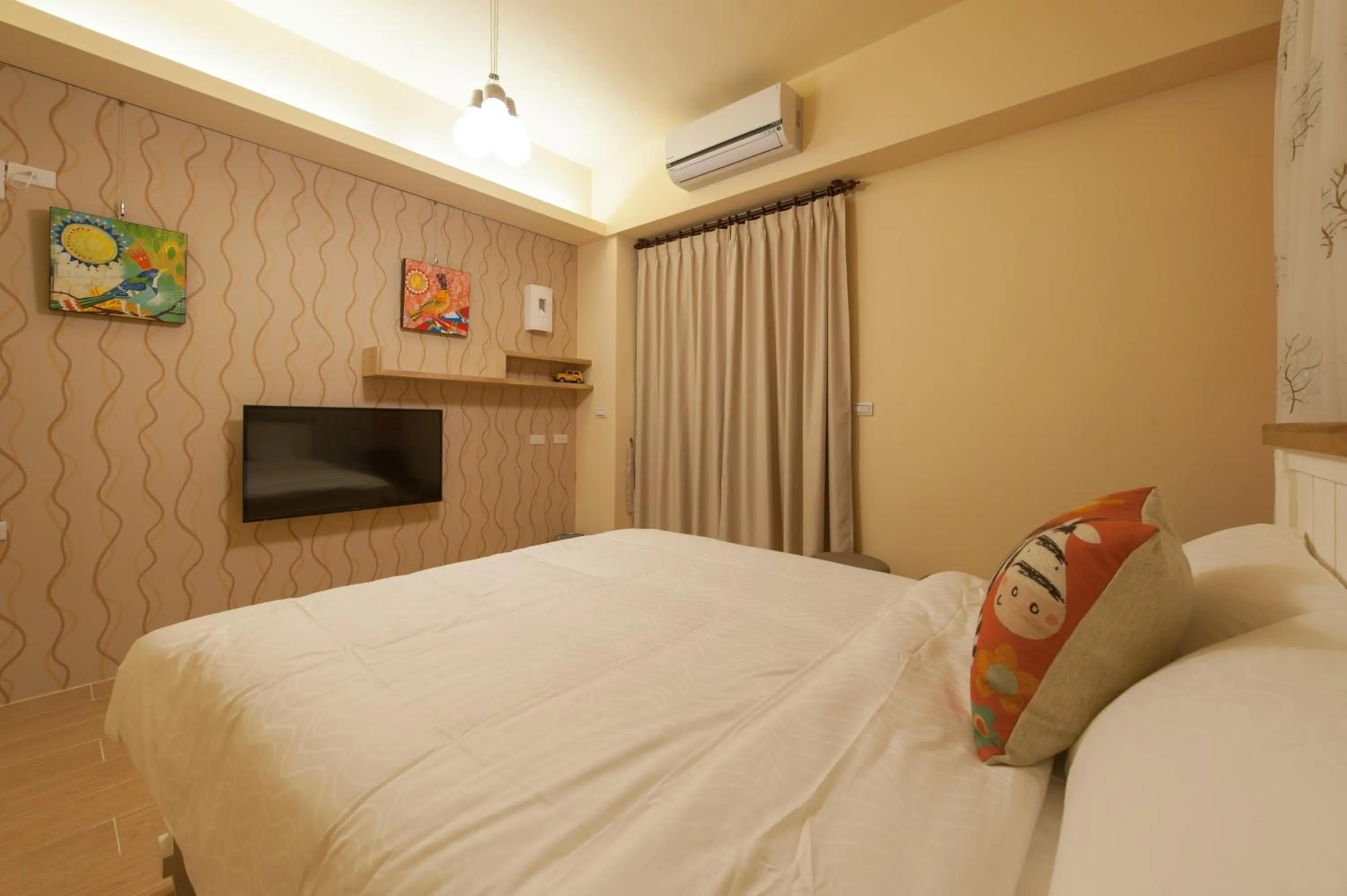 Photo of the whole room, Bed in Muho B&B