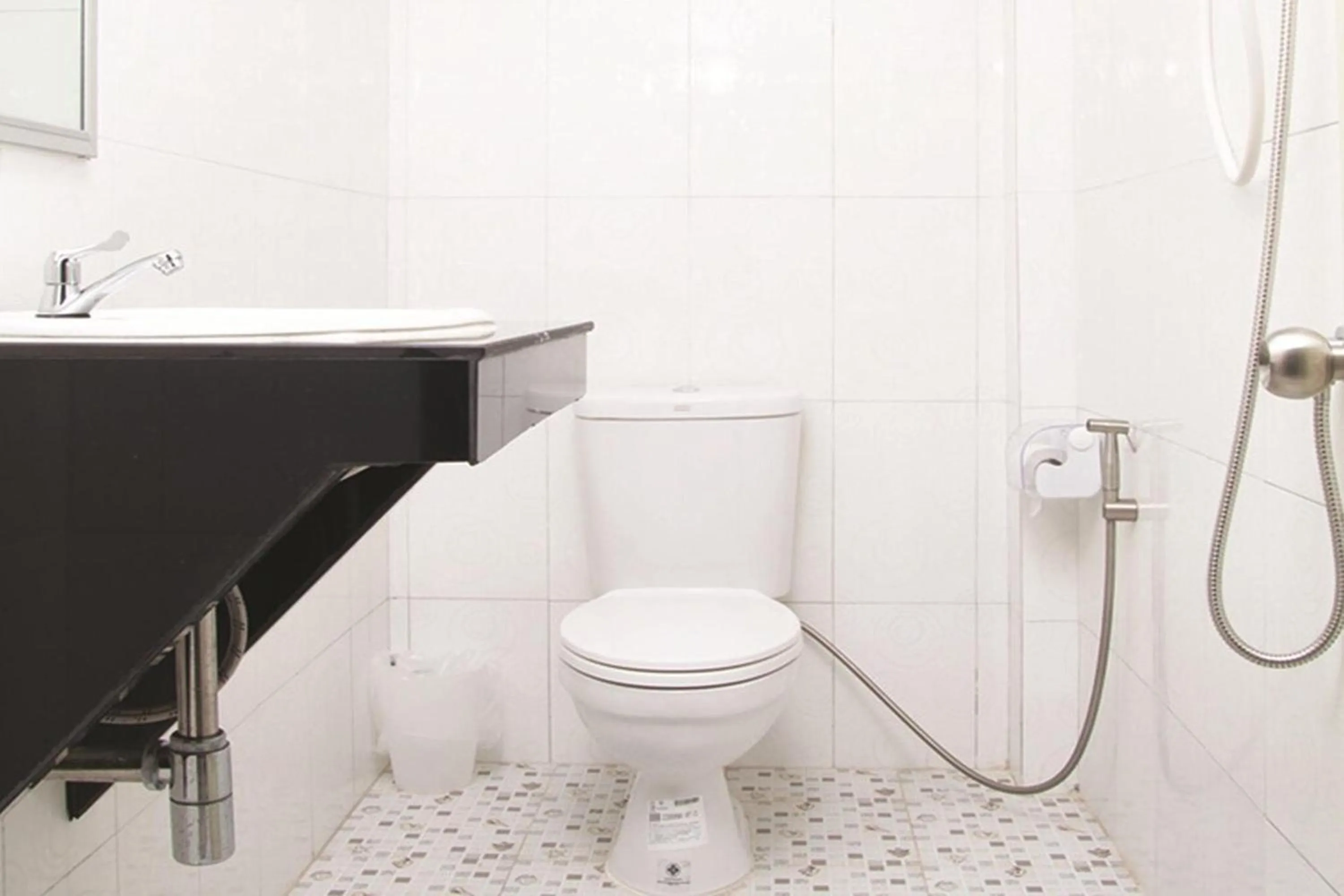 Toilet in Krabi Orchid Hometel