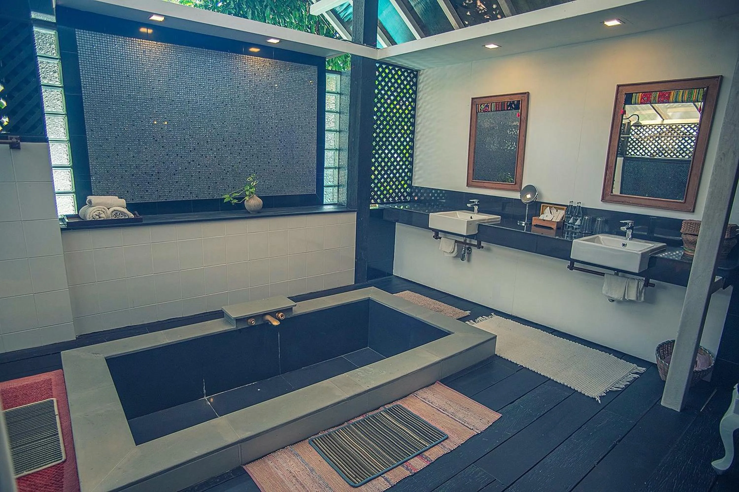 Bathroom in Baan Suan Residence เฮือนพักบ้านสวน