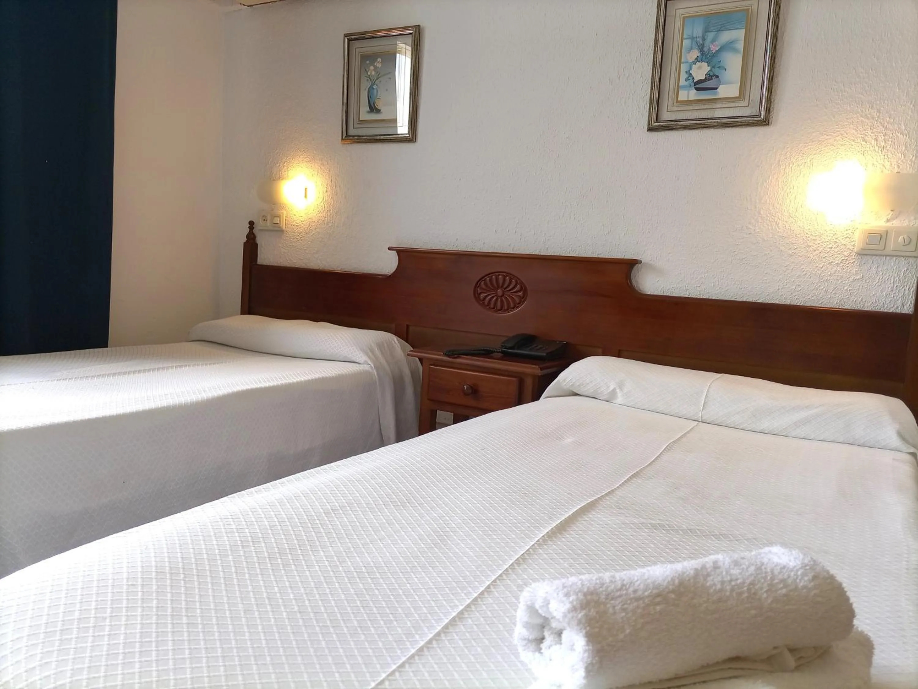 Double Room in Vintage Hotel Mercedes