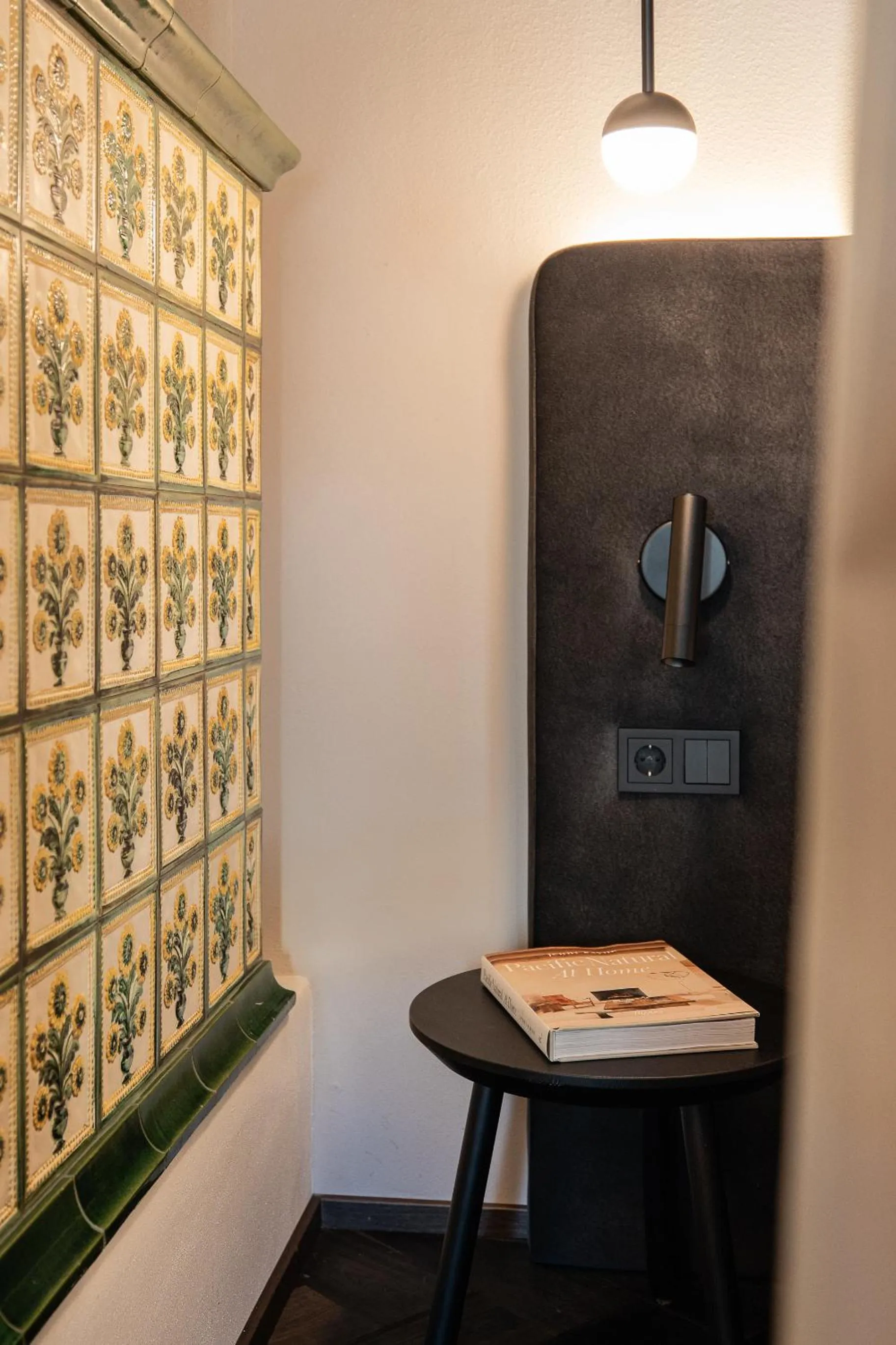 Decorative detail in Schwarzer Adler - Concept Living