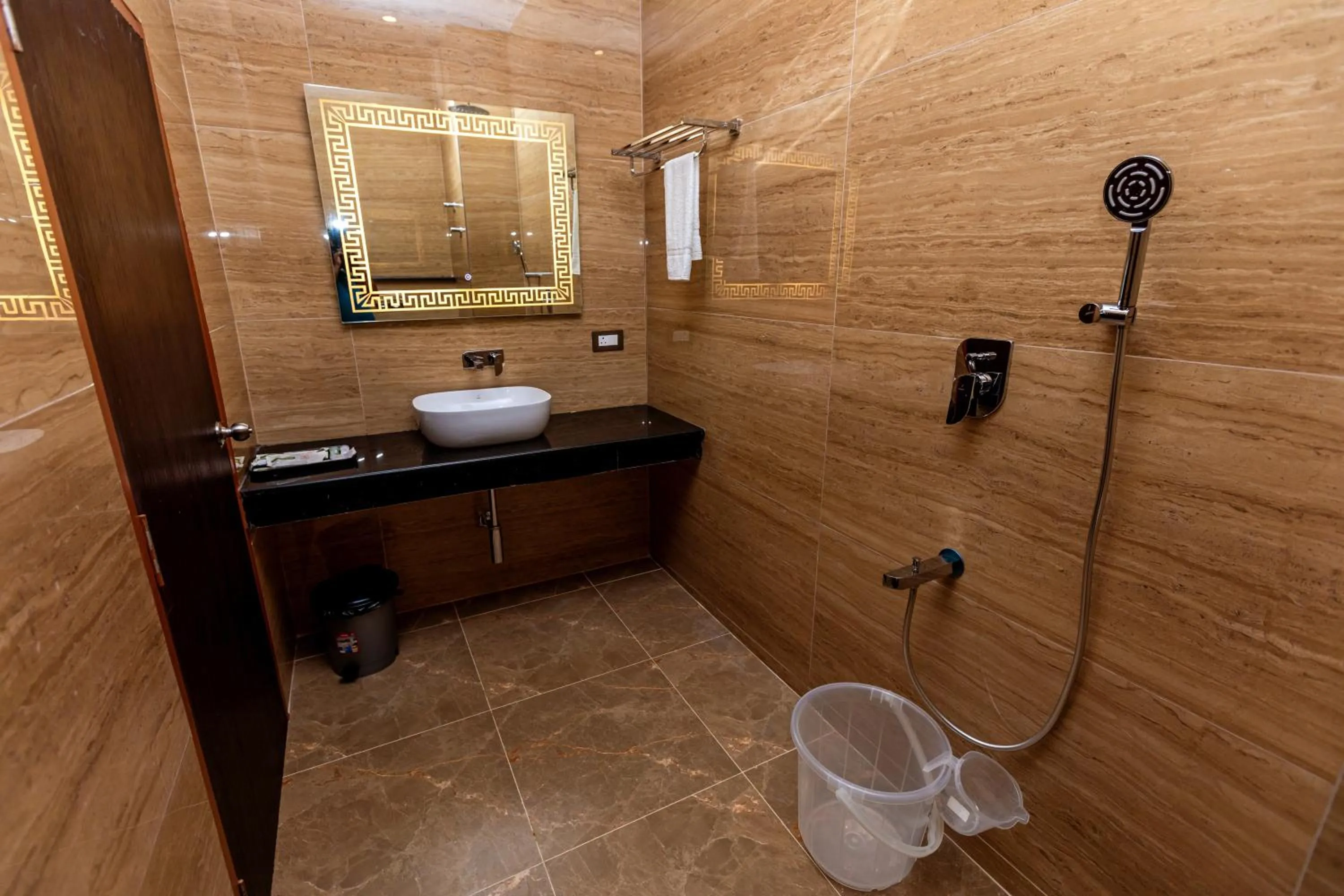 Shower in T Resort with Swimming Pool