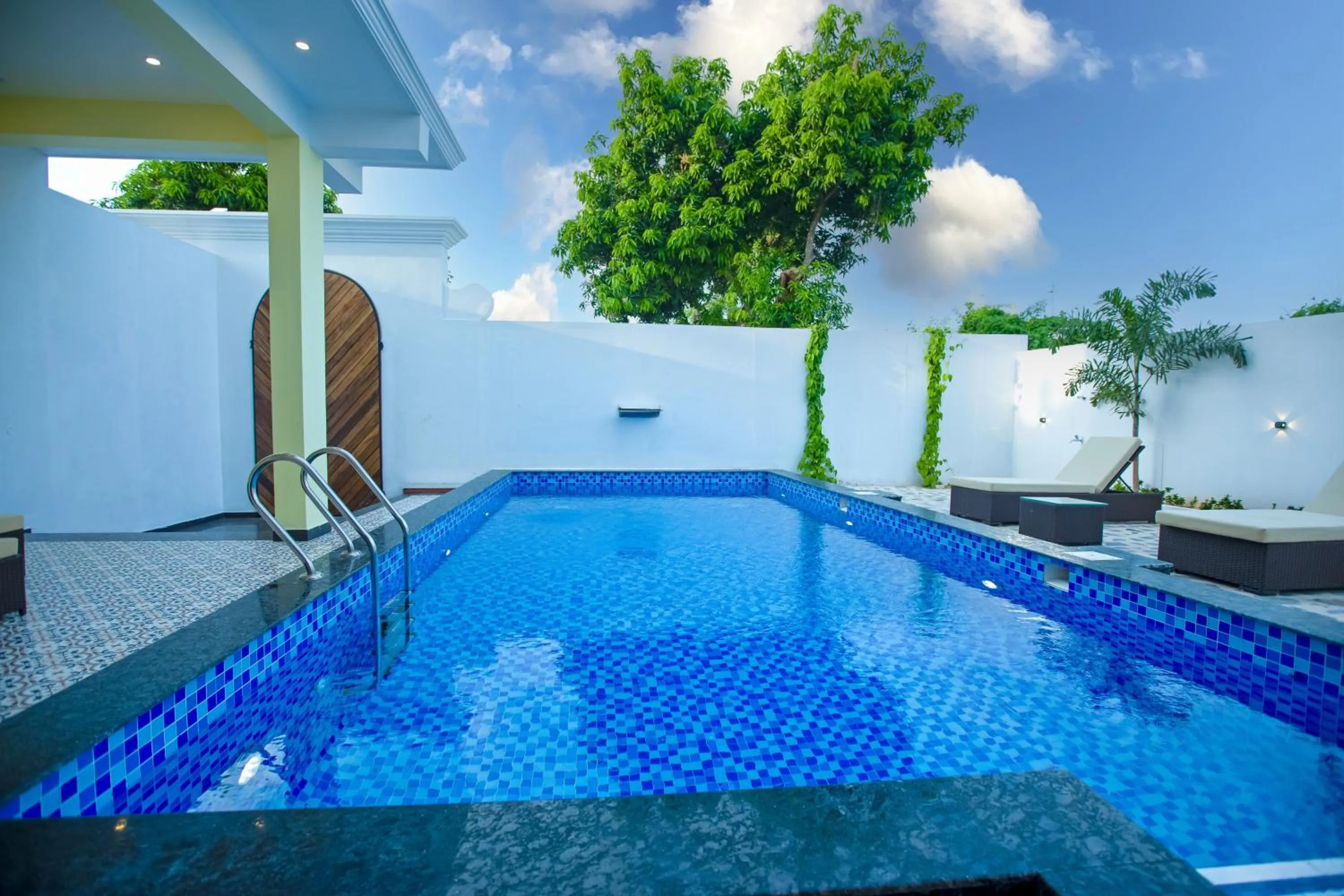 Swimming pool in T Resort with Swimming Pool