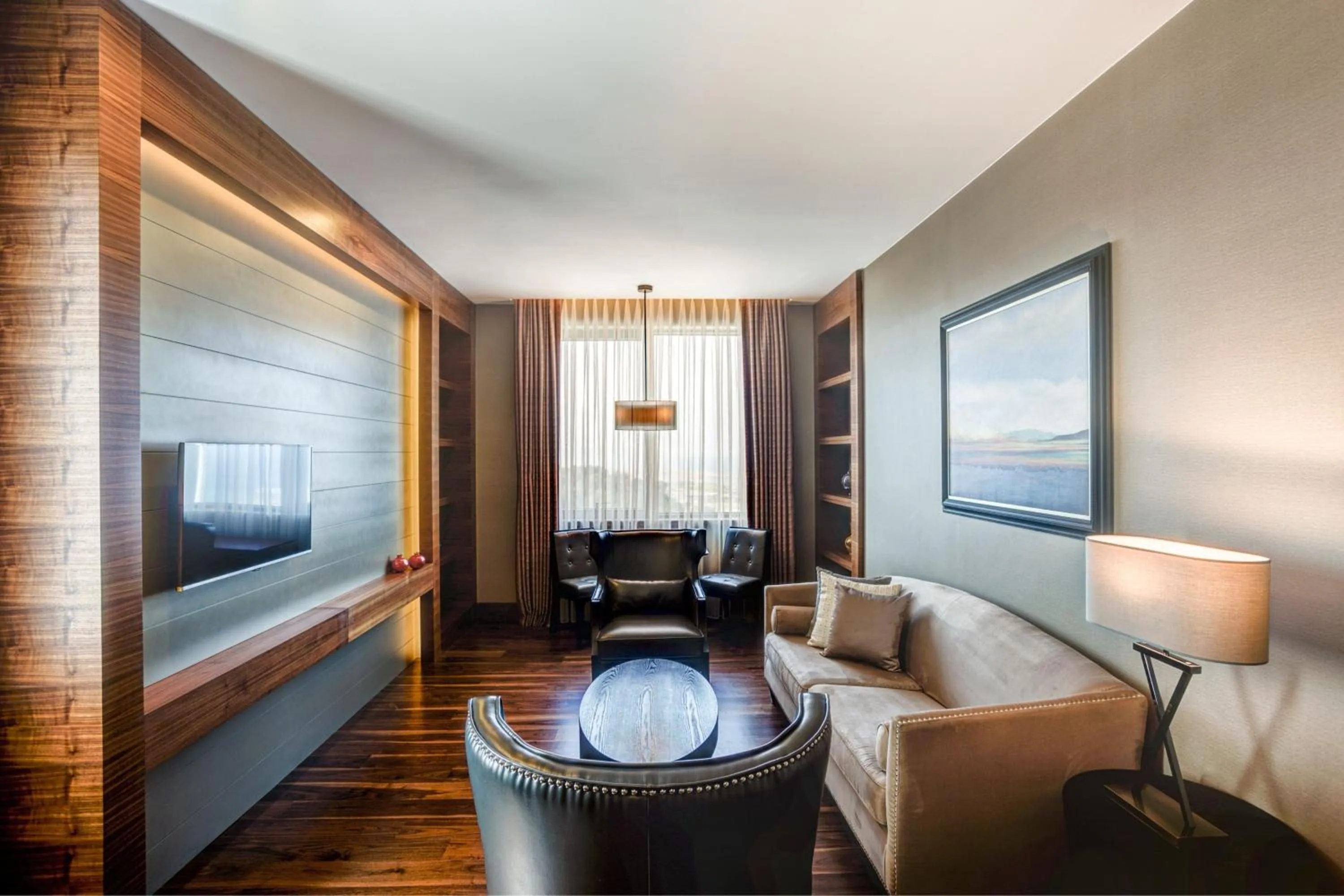 Photo of the whole room, Bed in Sheraton Grand Samsun Hotel