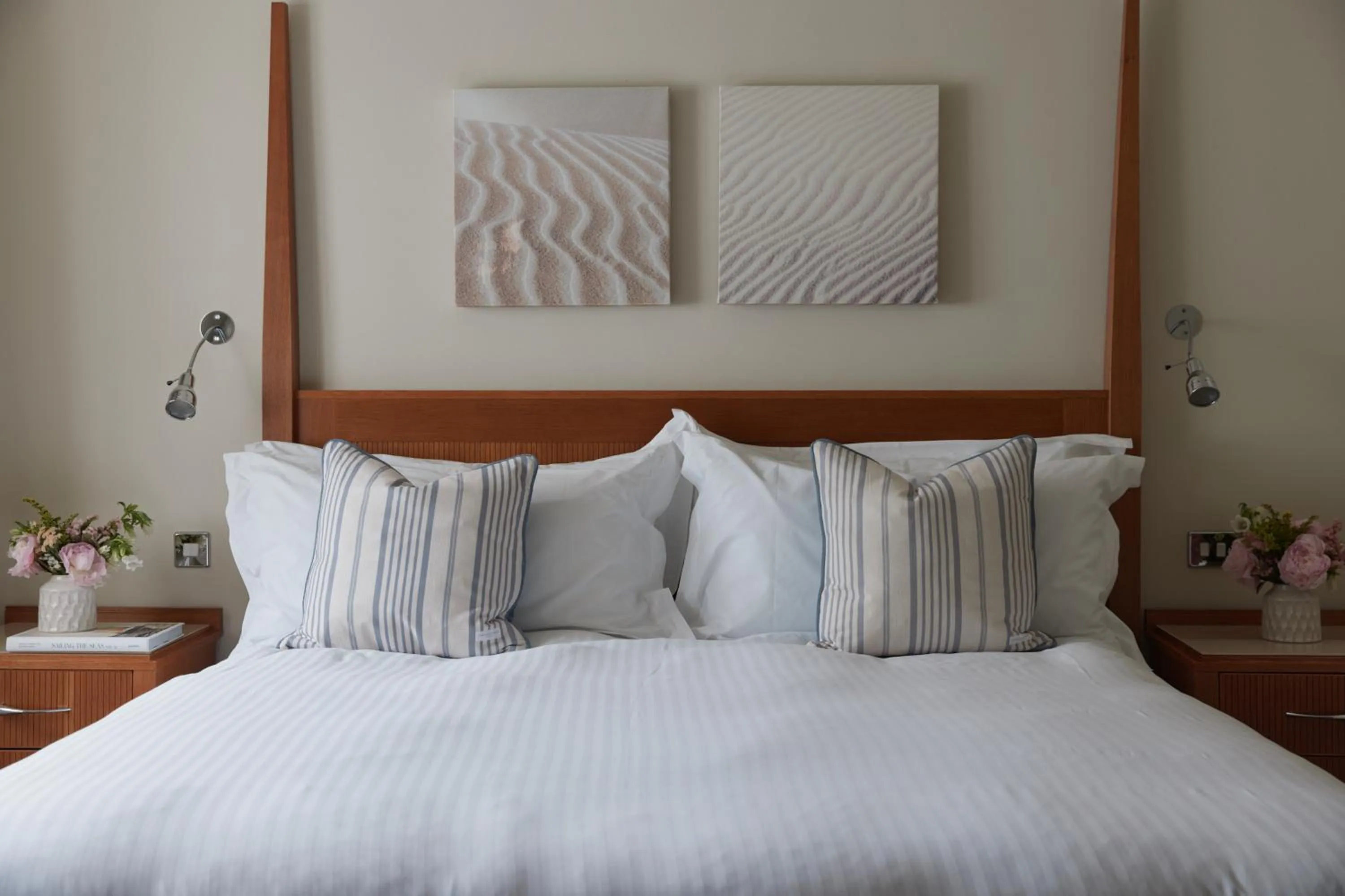 Bedroom, Bed in L’Horizon Beach Hotel & Spa