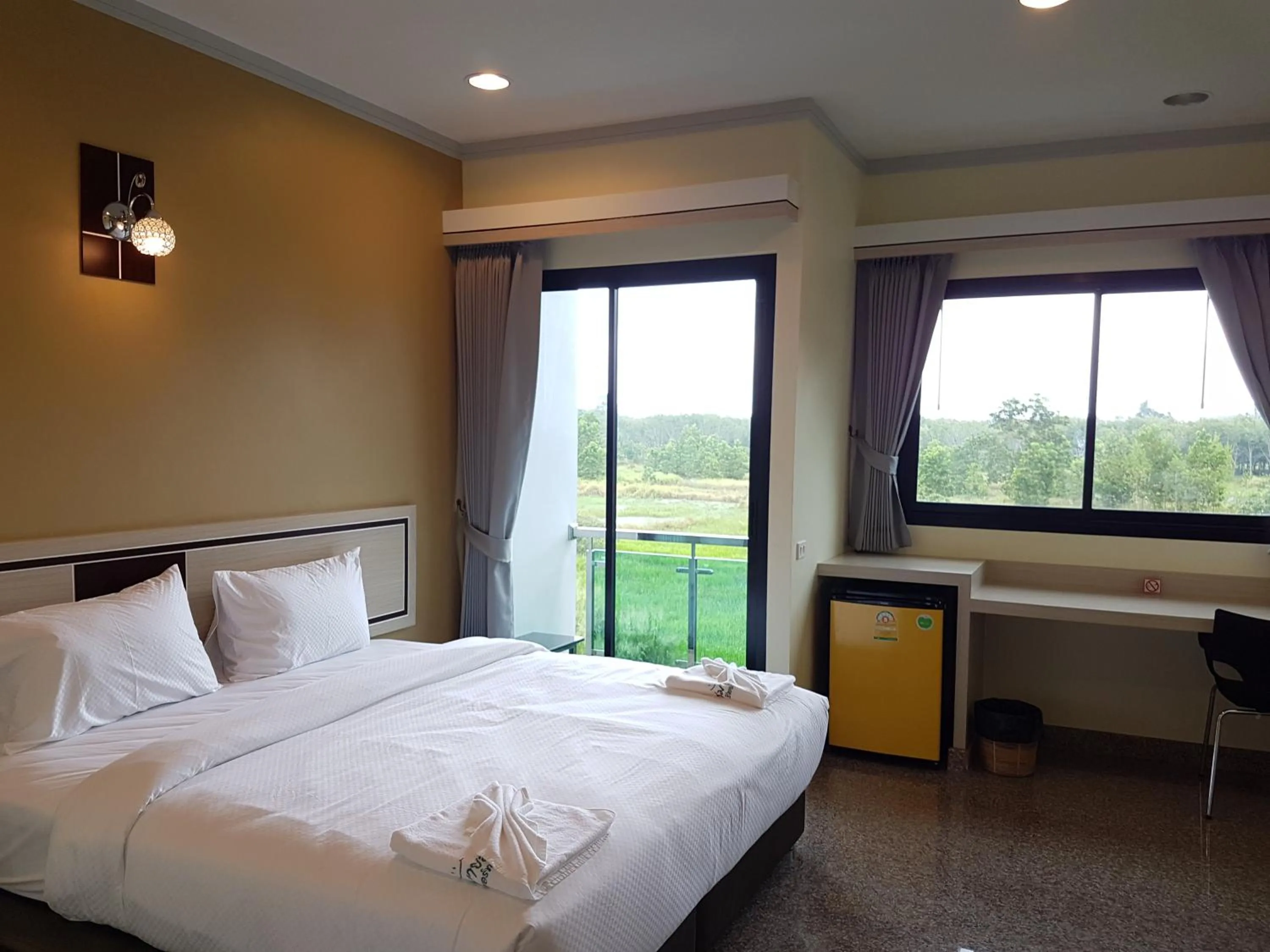 Bed in Smile Resort Thungsong