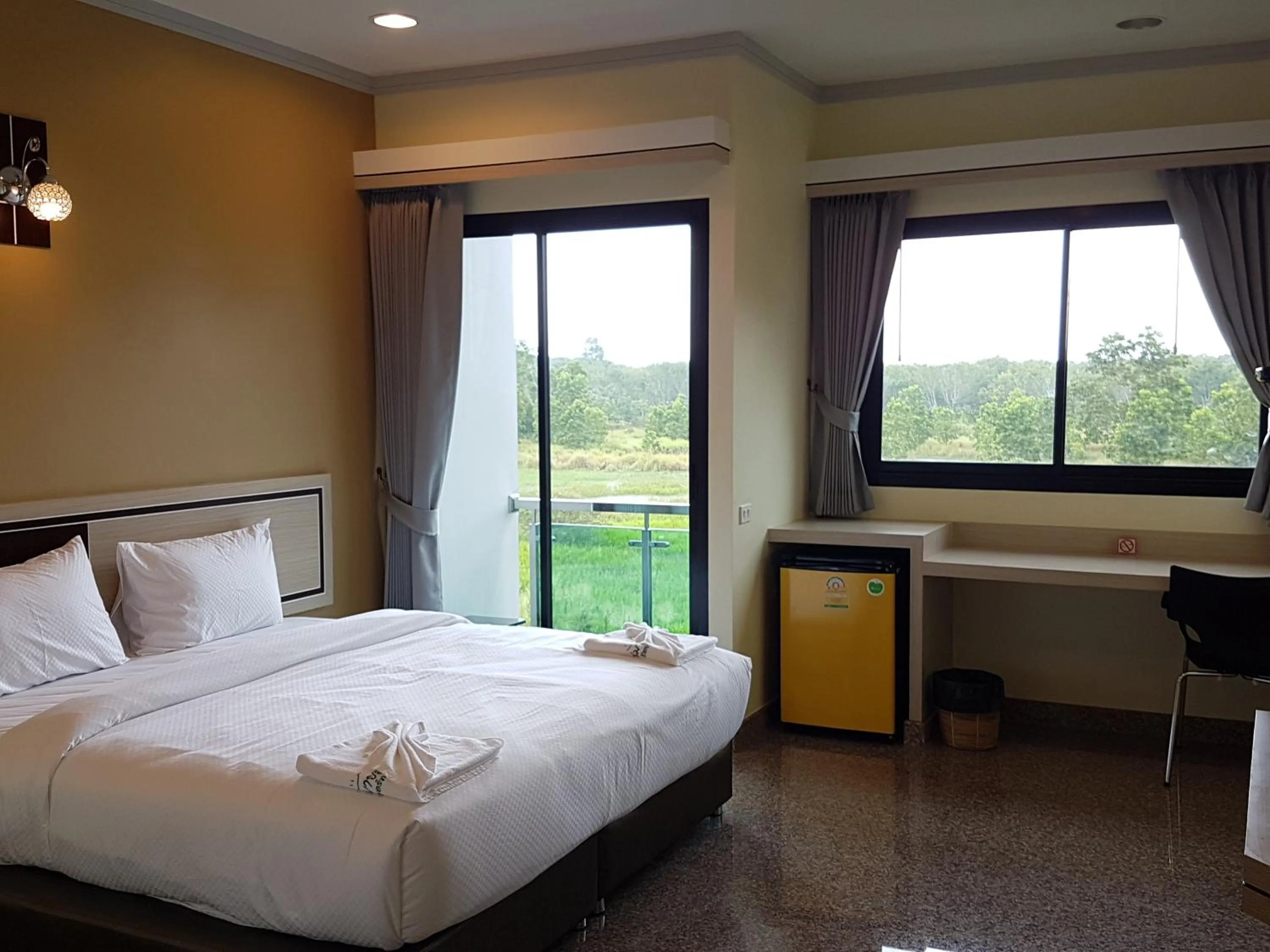 Bed in Smile Resort Thungsong