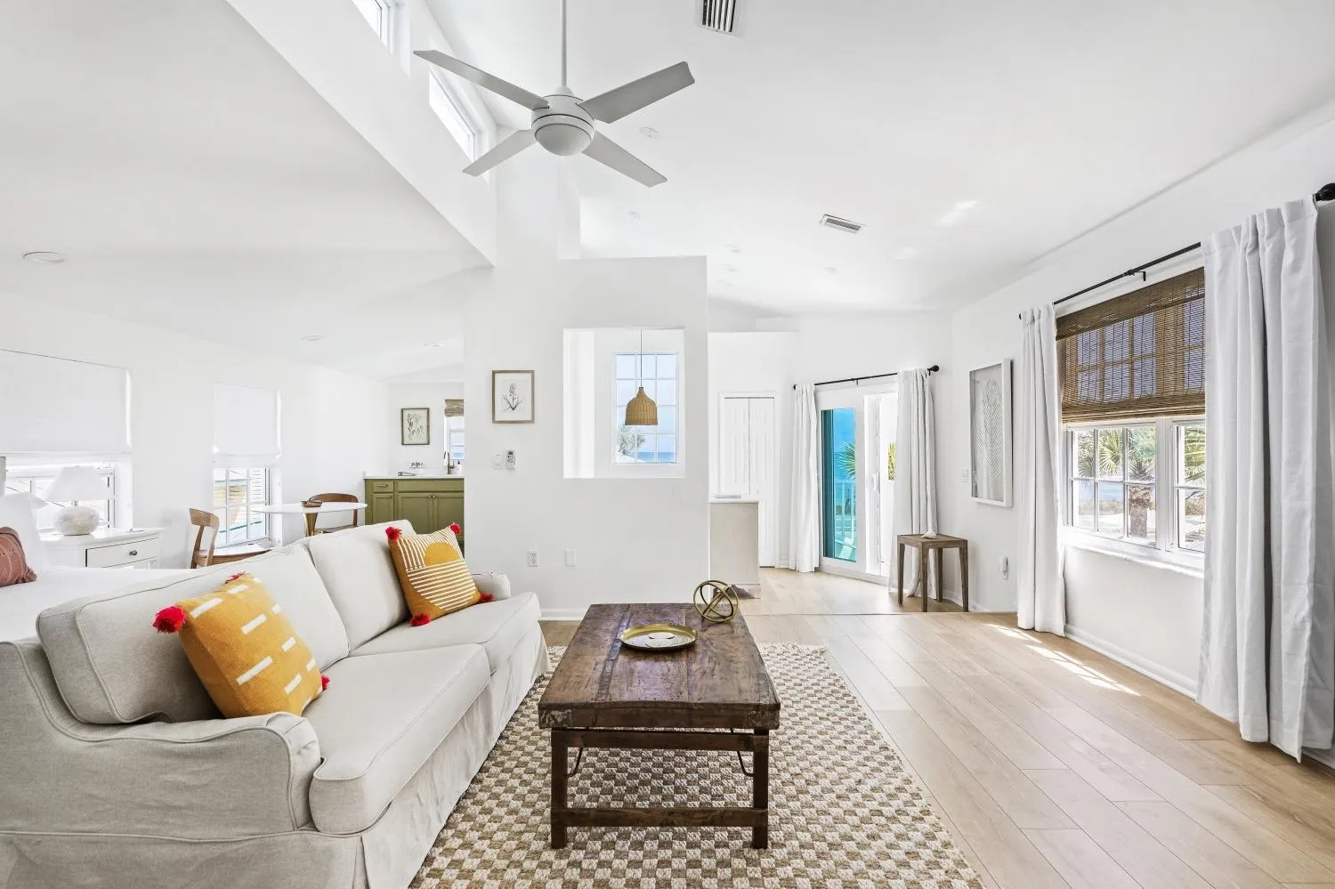 Seating area in Island Cottage Inn
