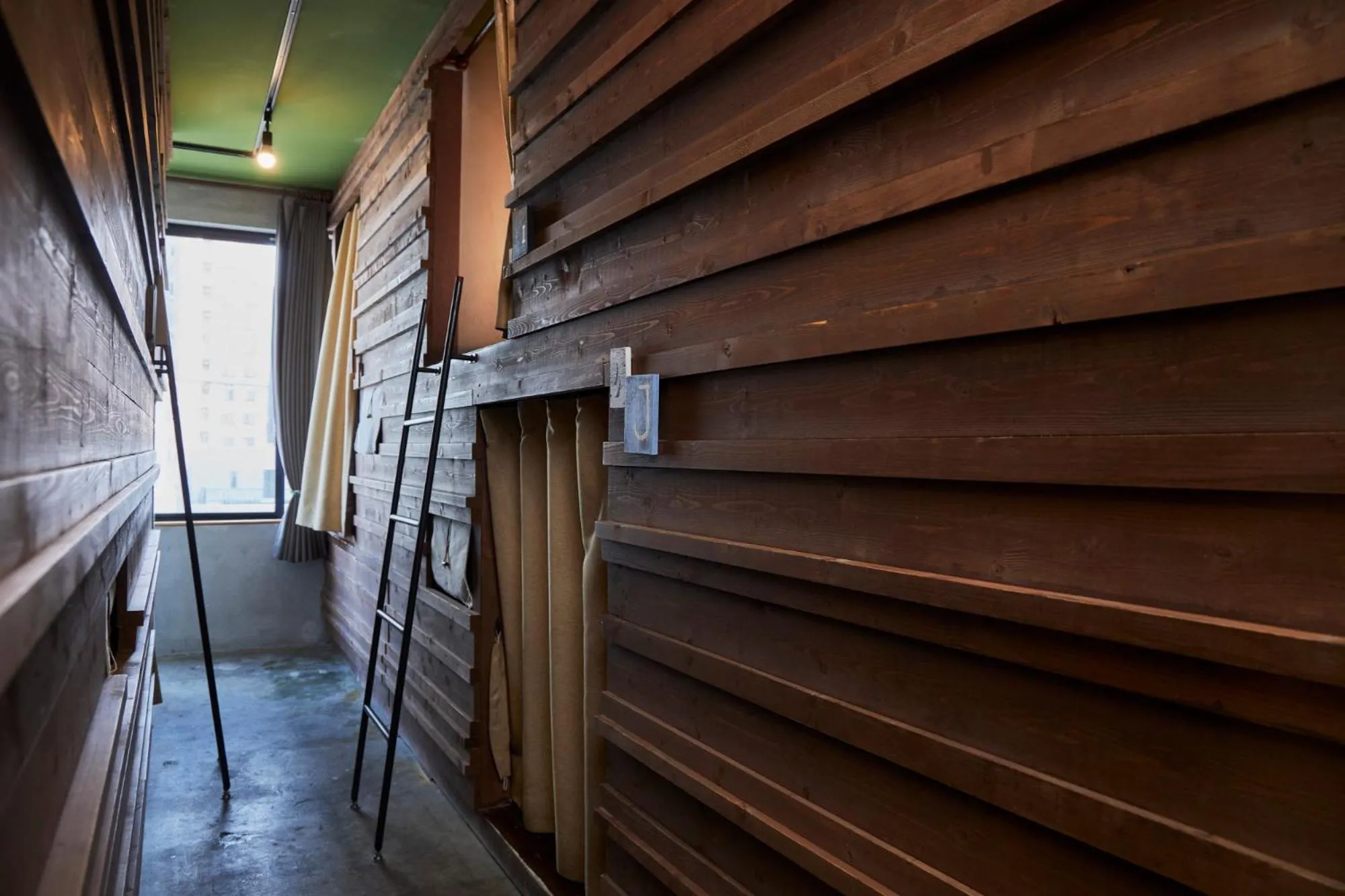 Bed in 10-Bed Mixed Dormitory Room (3F-4F) in Untapped Hostel