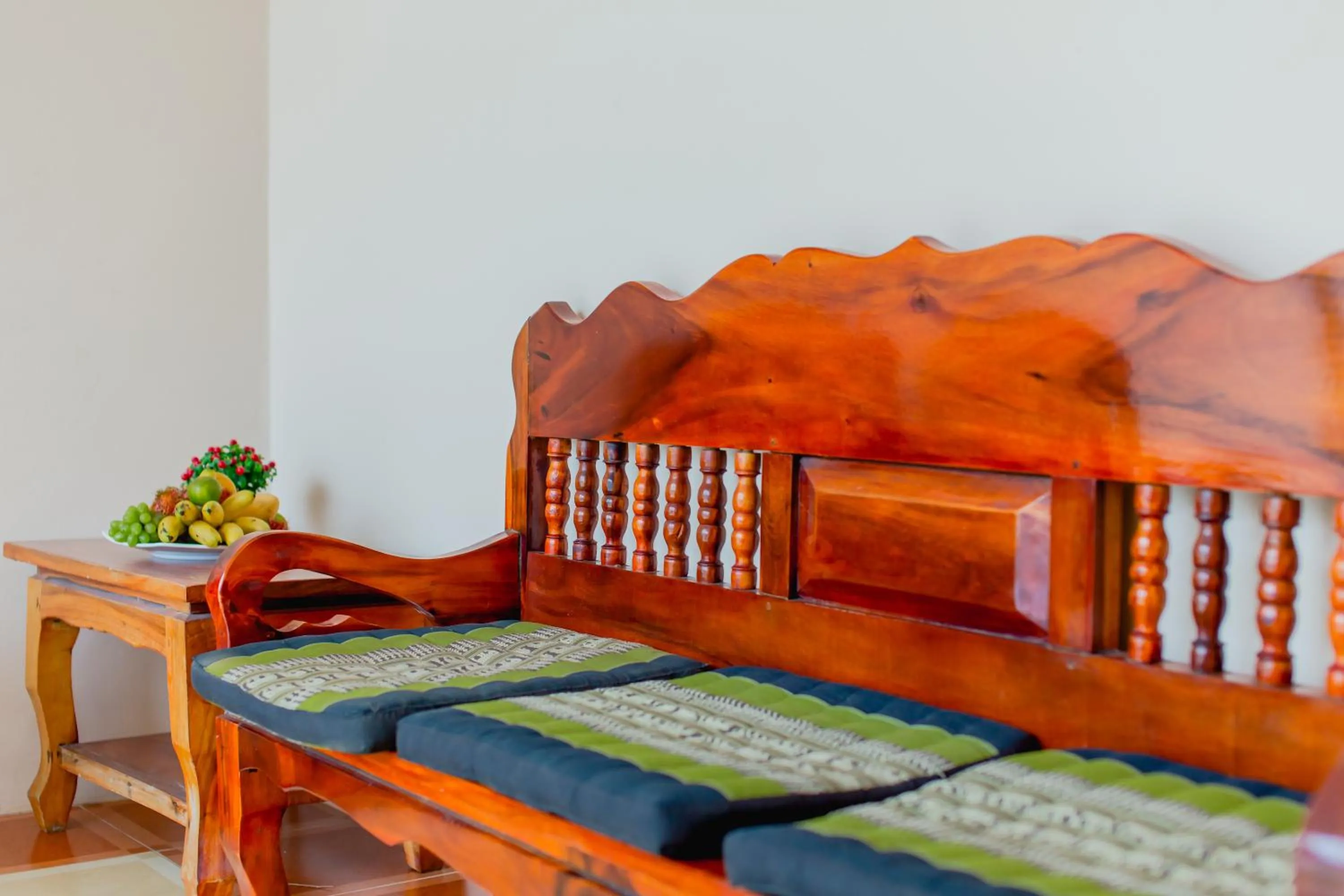 Communal lounge/ TV room in RK Guesthouse