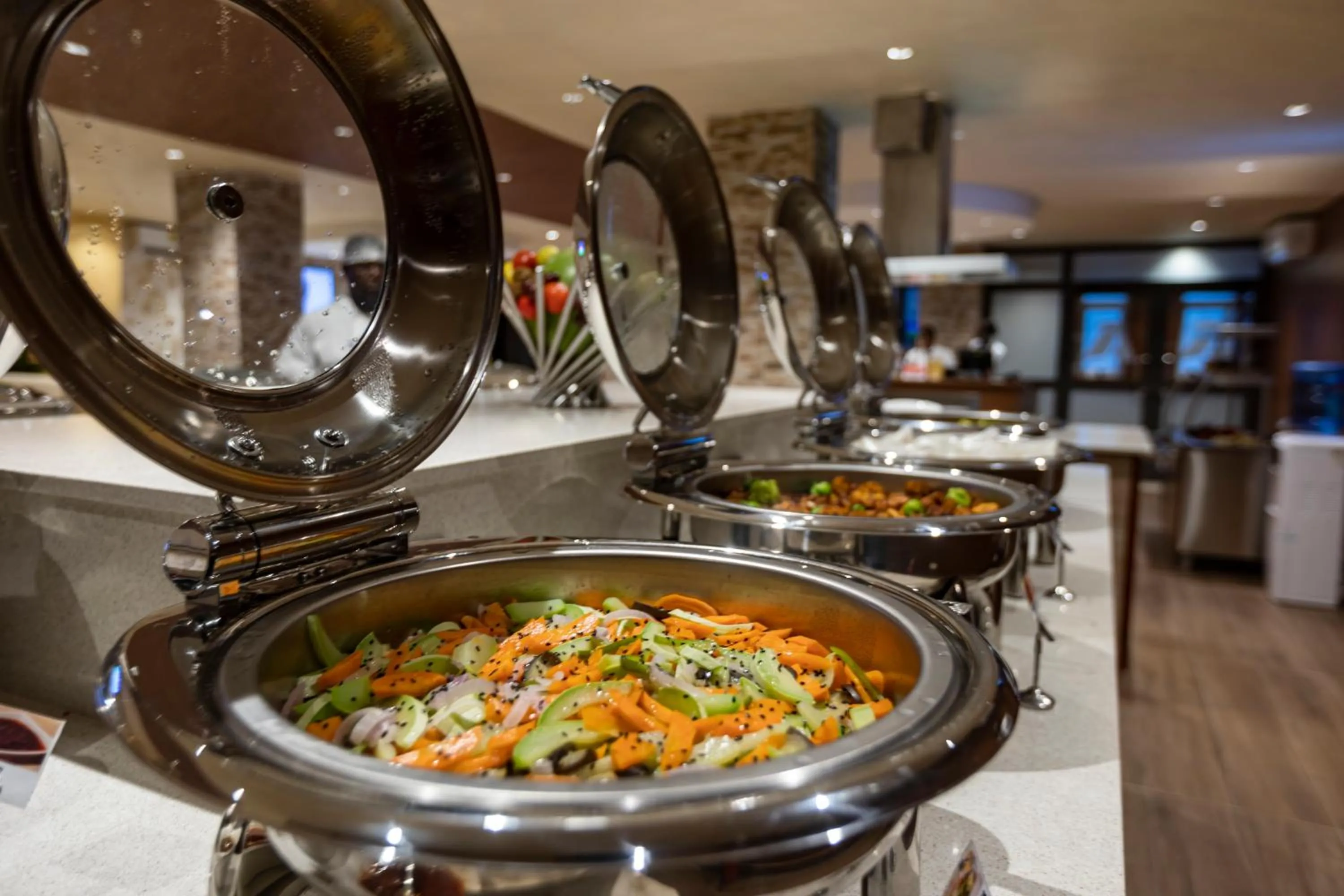 Restaurant/places to eat in Airport View Hotel