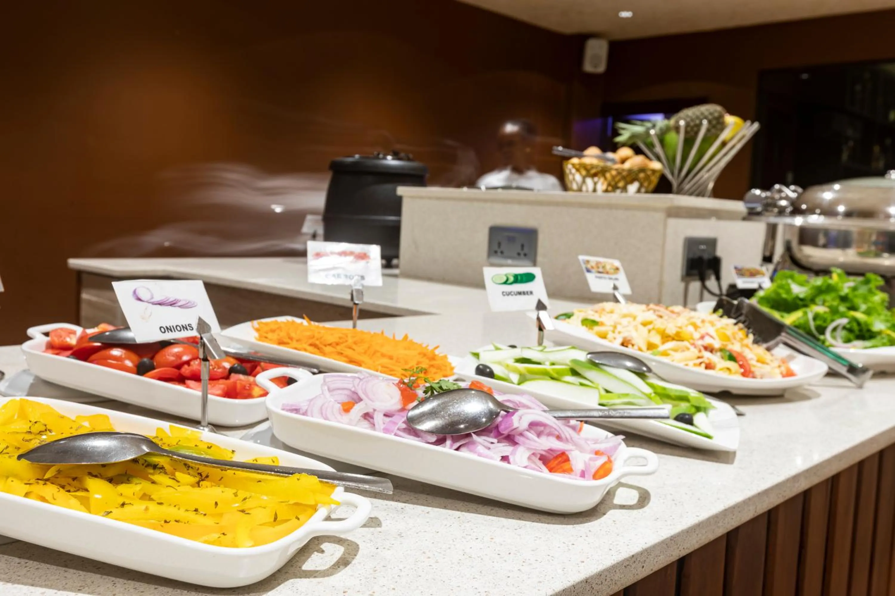 Restaurant/places to eat in Airport View Hotel