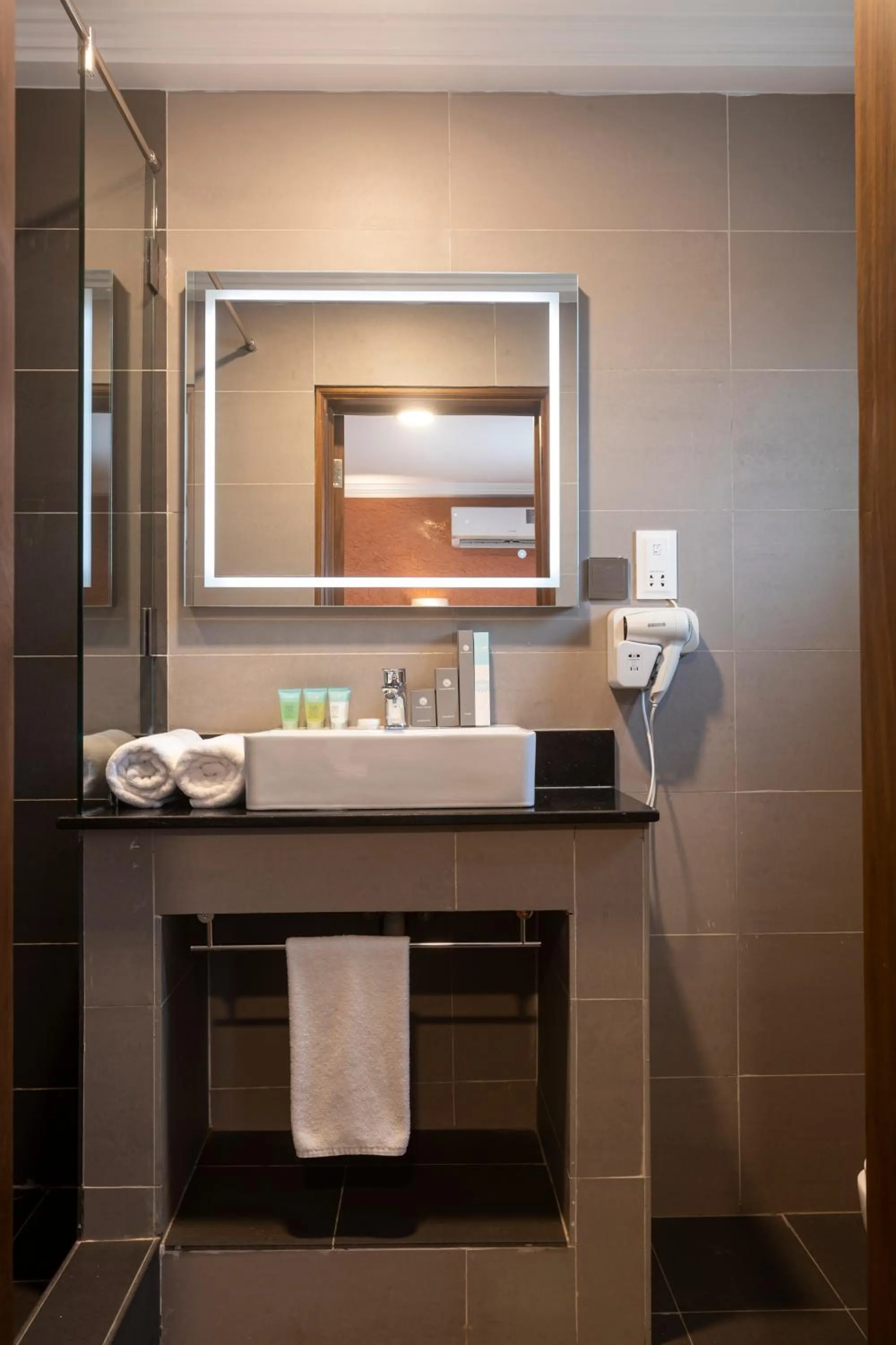 Bathroom in Airport View Hotel