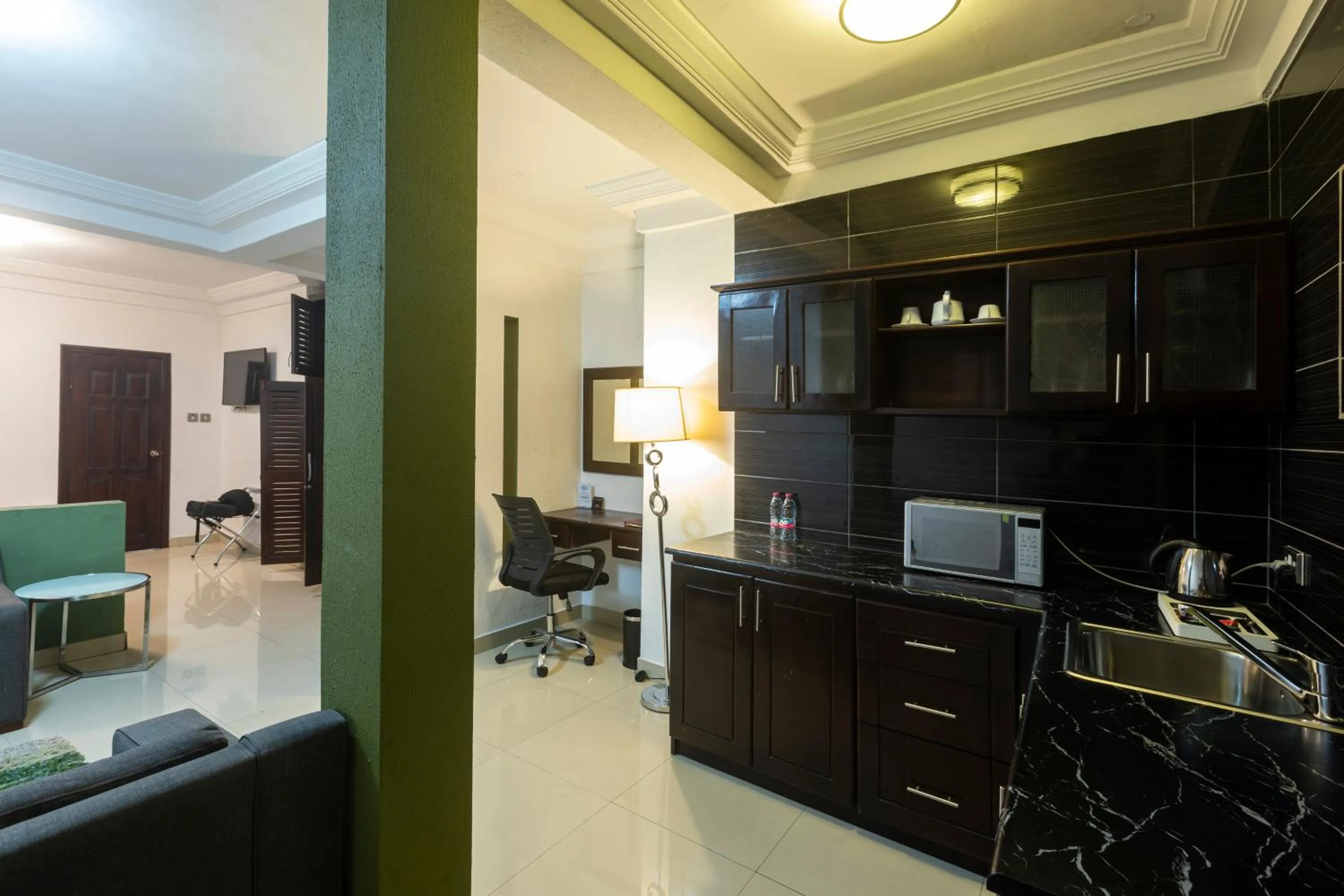 Kitchen or kitchenette in Airport View Hotel