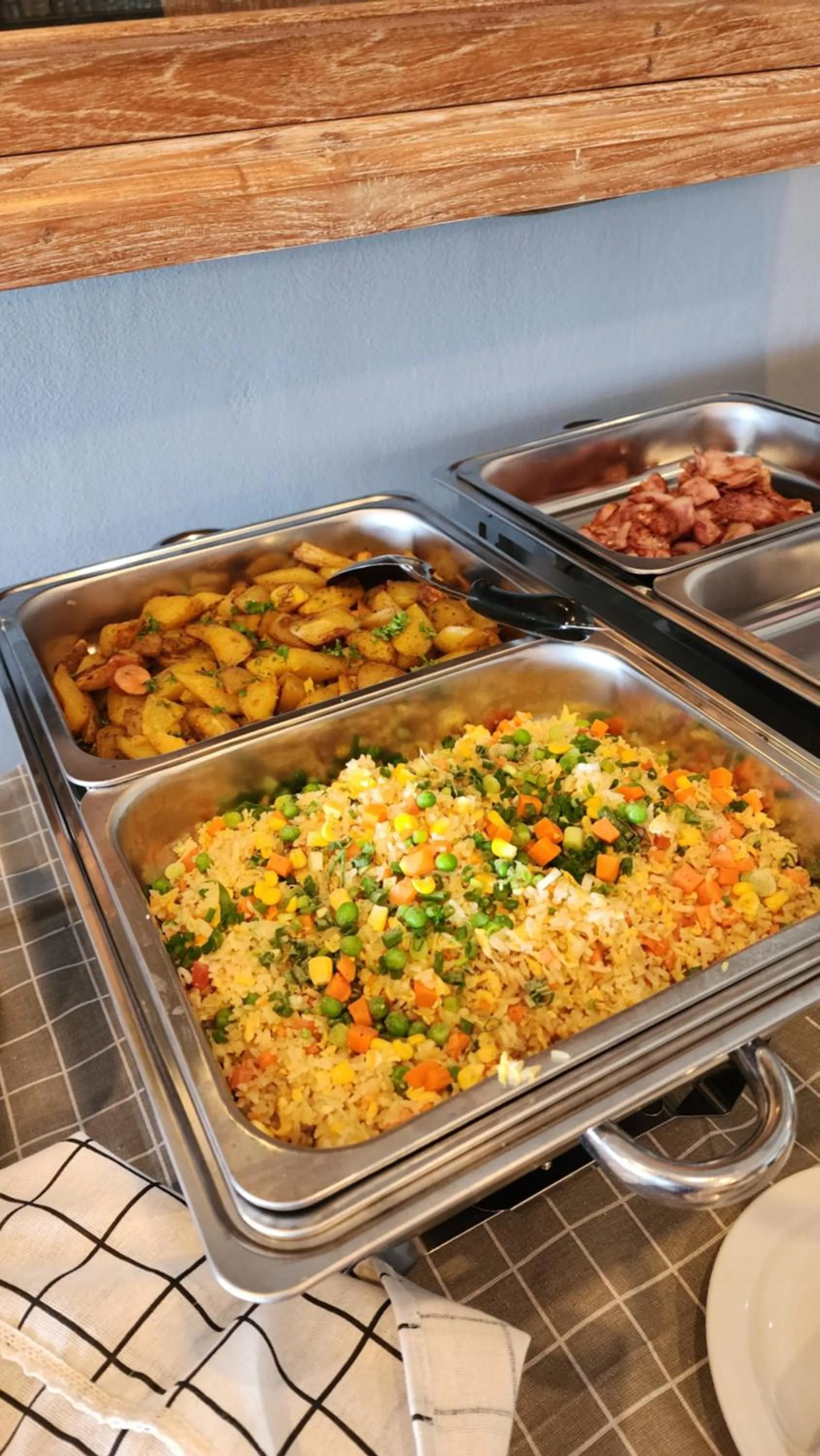 Buffet breakfast in iRest Ao Nang