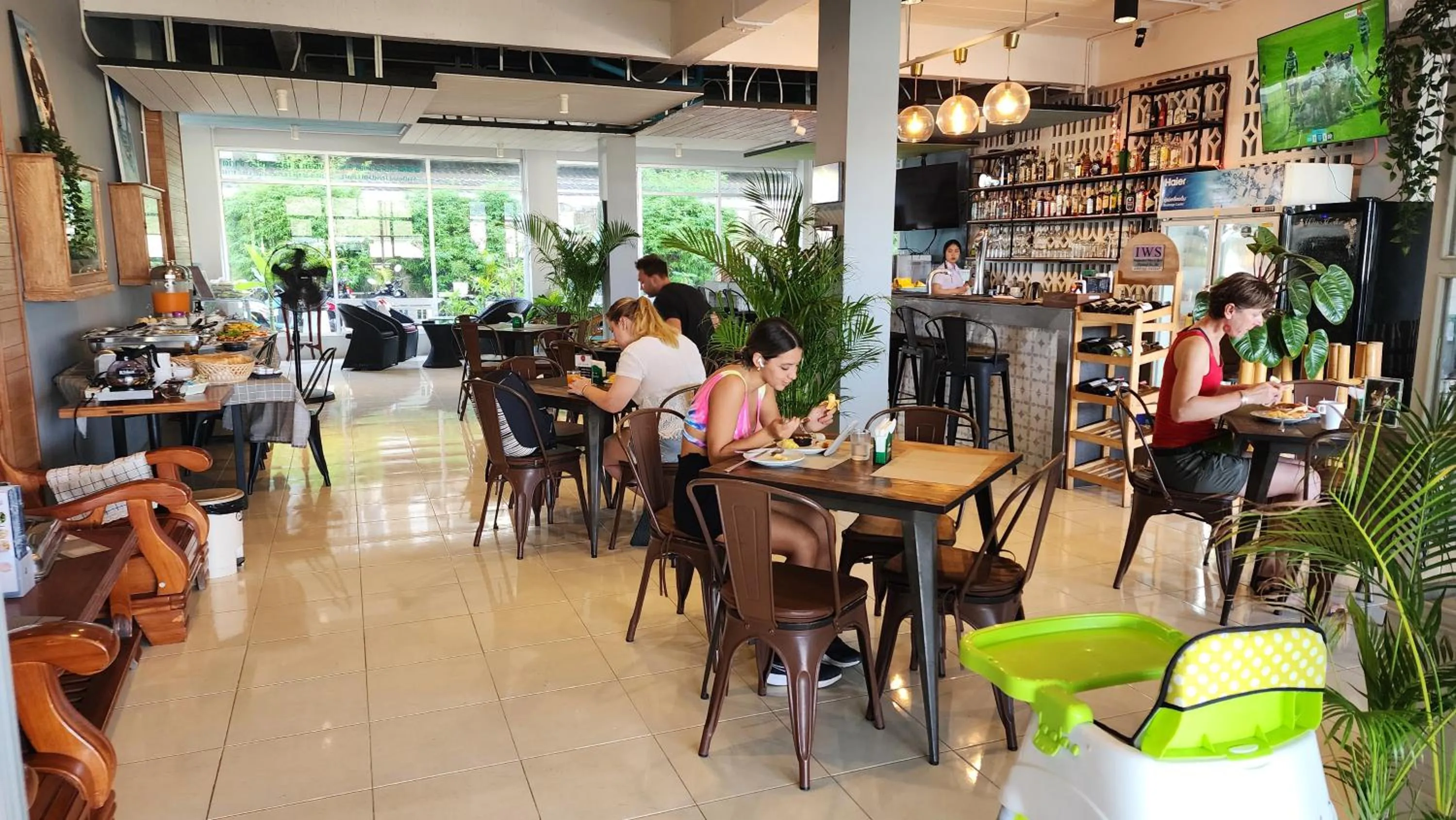 Restaurant/places to eat in iRest Ao Nang