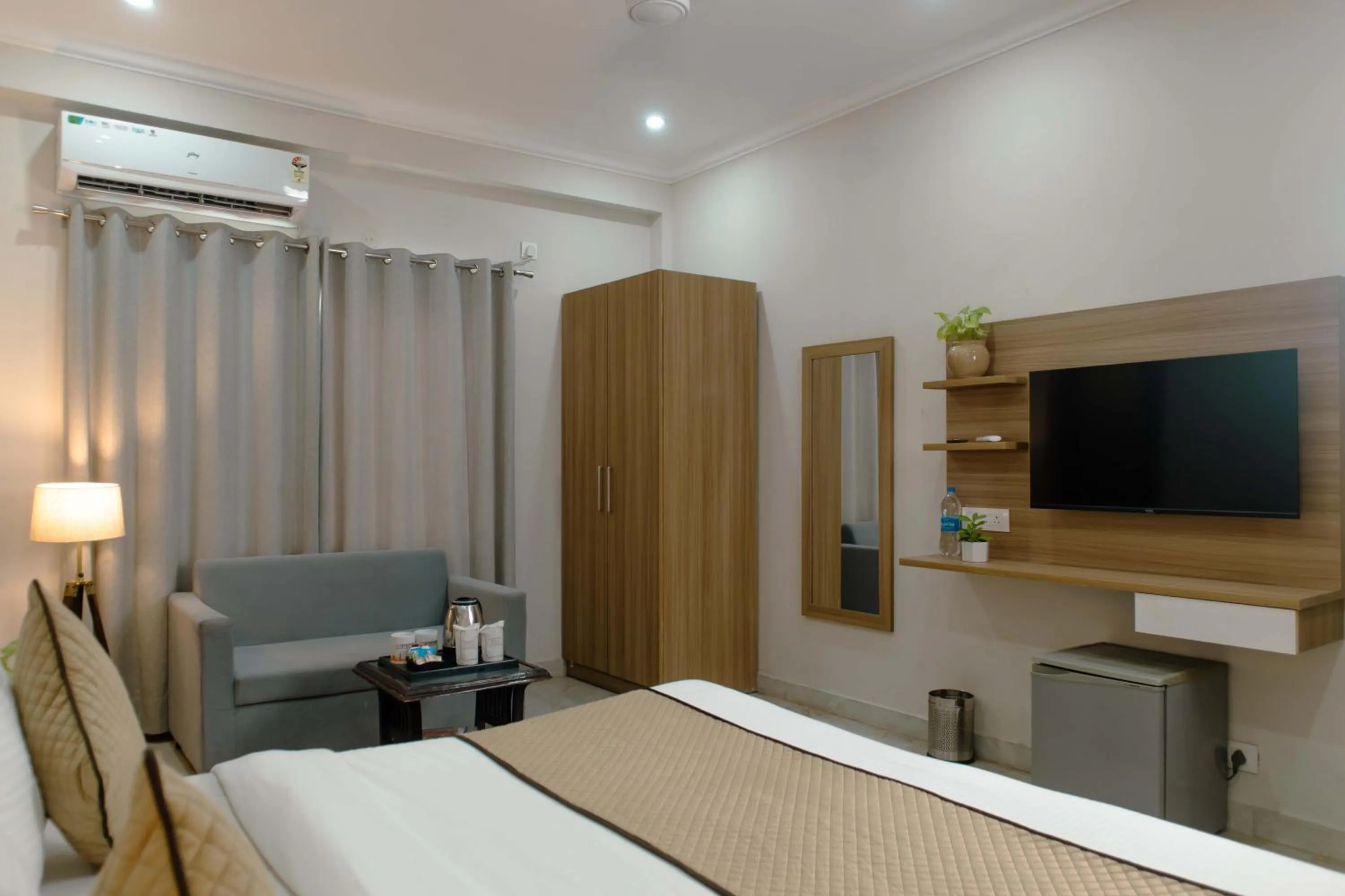 Photo of the whole room, Bed in STEPiNN - Ess Kay Ess Villa