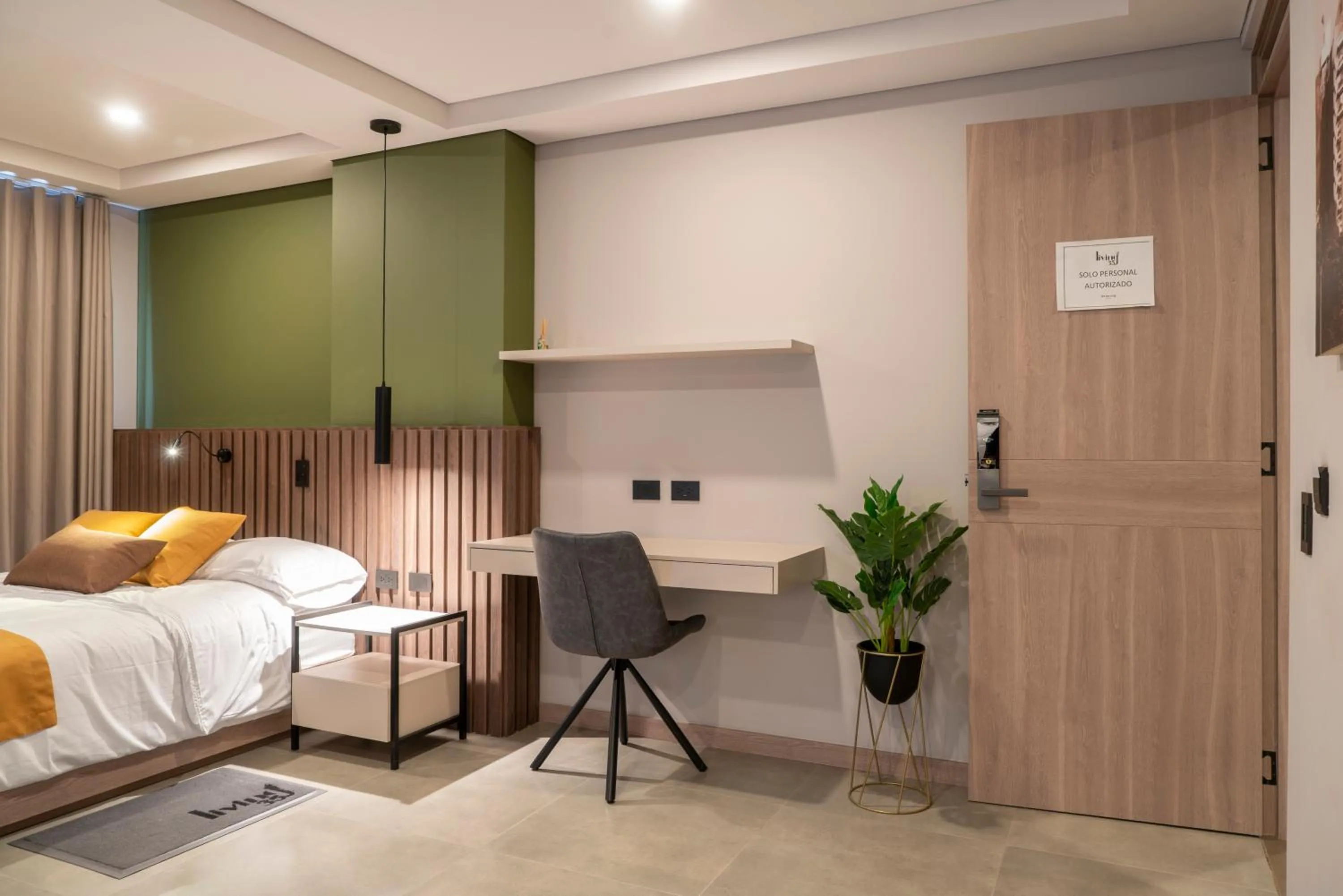 Photo of the whole room, Bed in Hotel Living 35 Suites by Growing Group