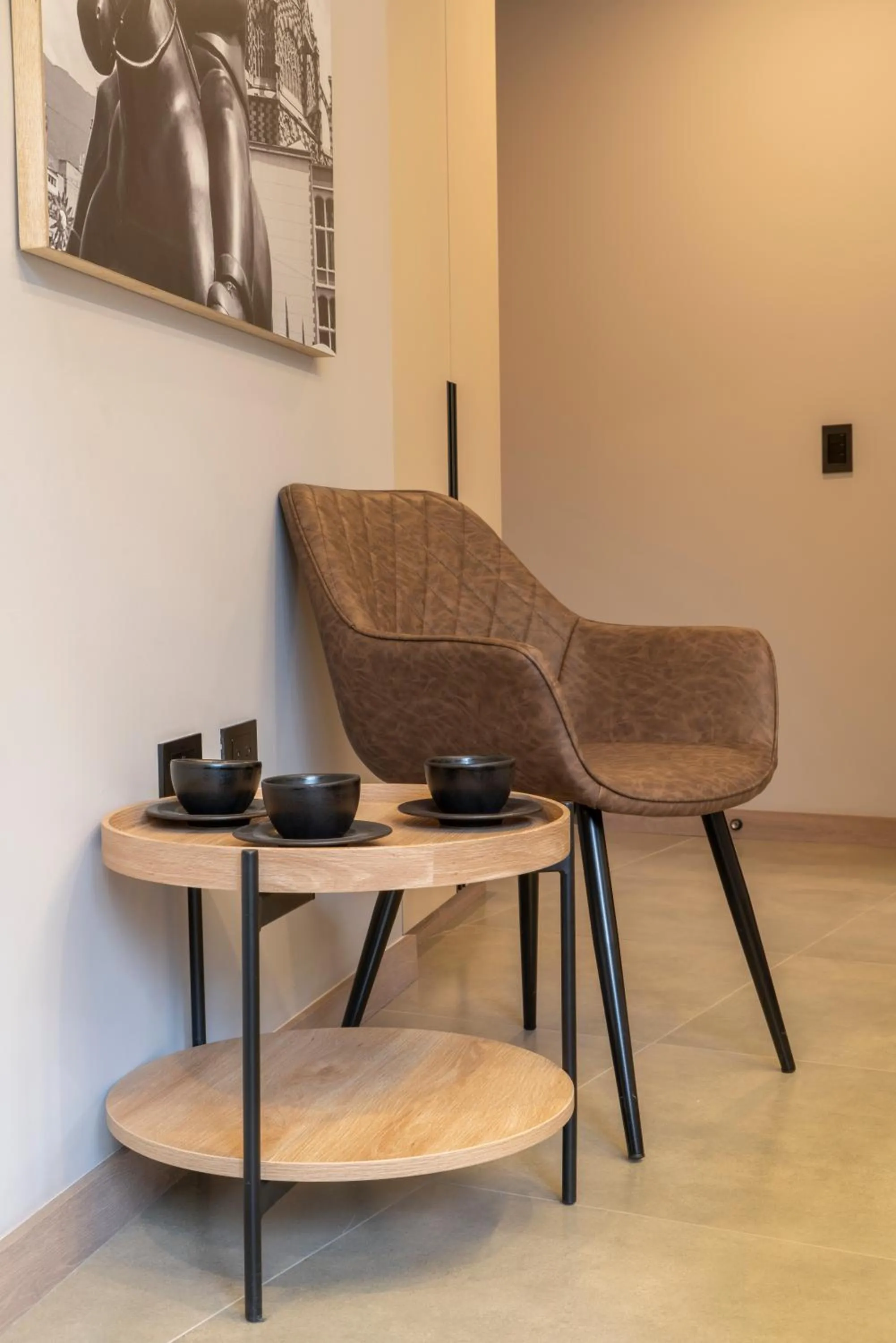 Seating area in Hotel Living 35 Suites by Growing Group