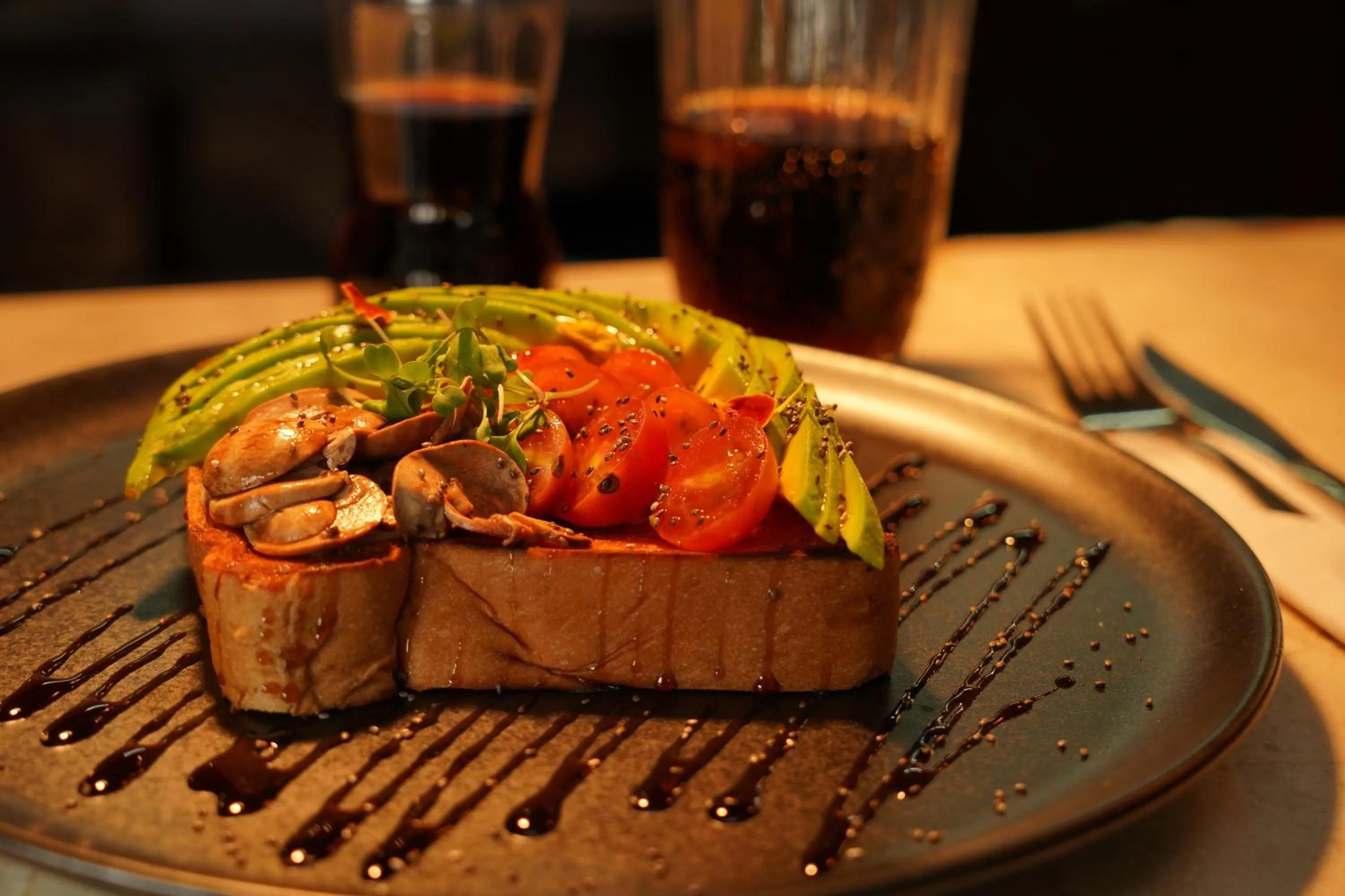 Restaurant/places to eat in Hotel Living 35 Suites by Growing Group