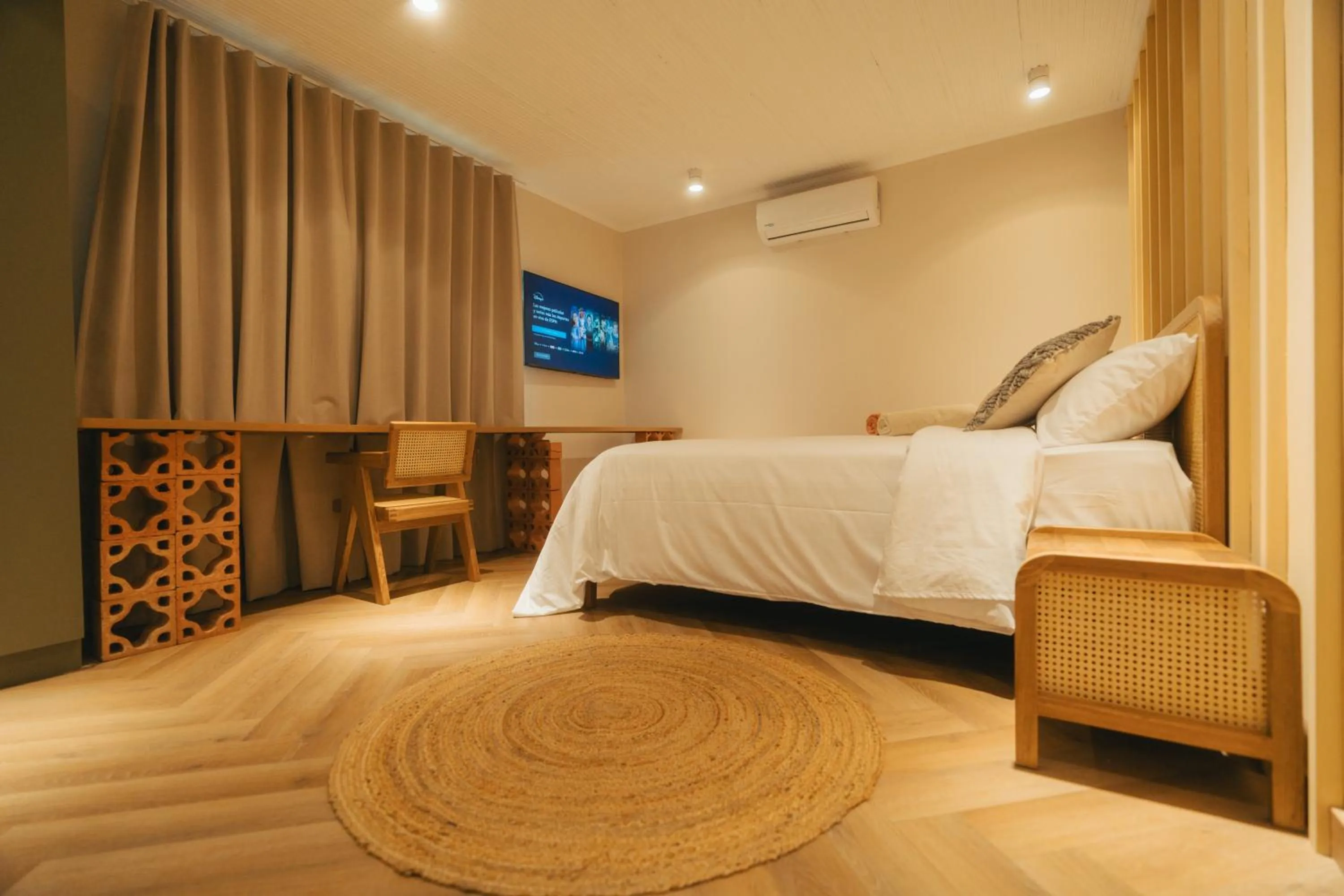 Hotel Boutique Roomzz Laureles