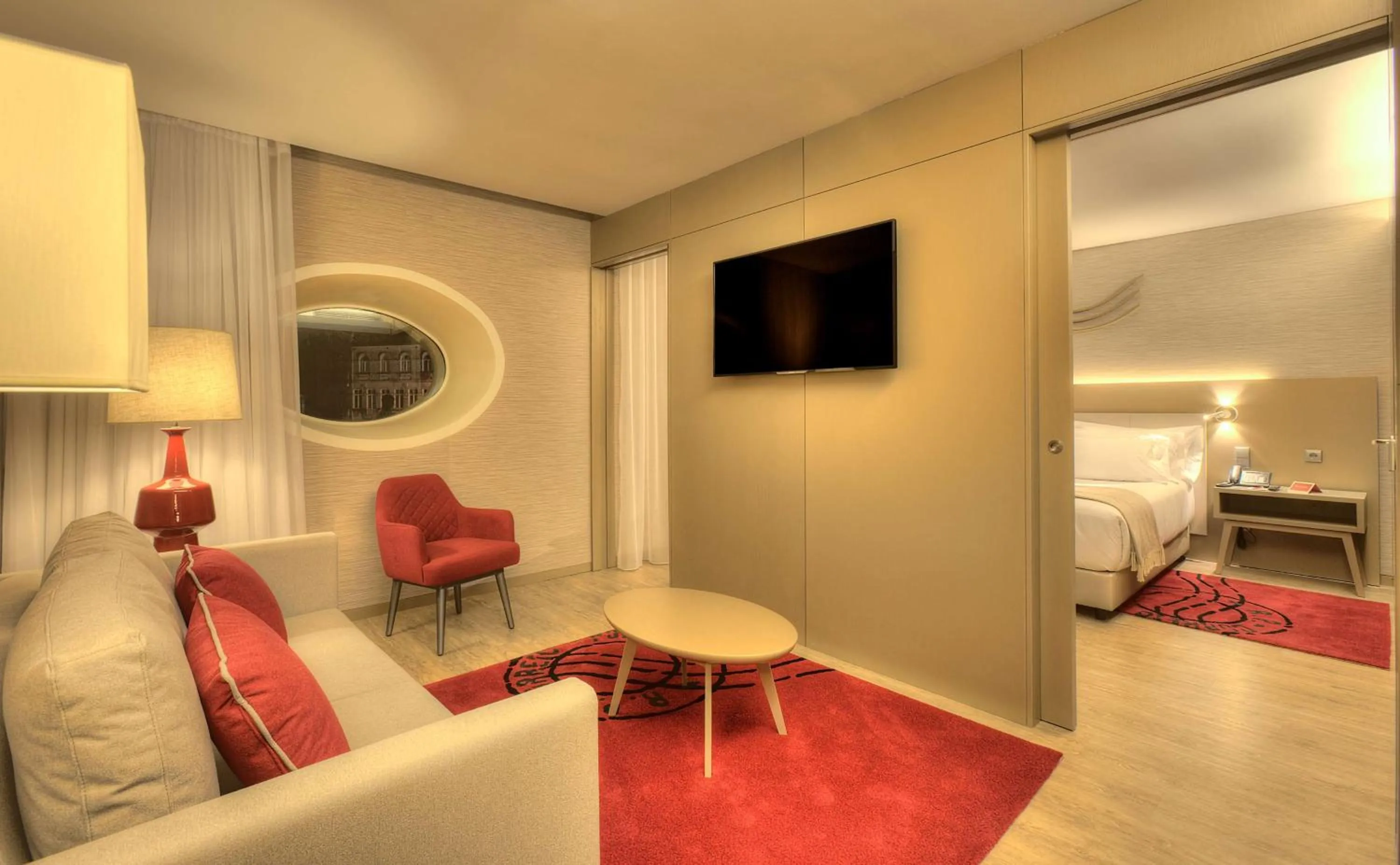 Photo of the whole room in NH Collection Porto Batalha