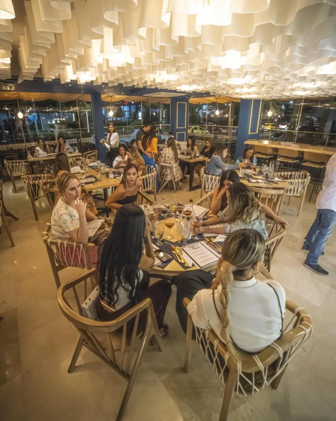 Restaurant/places to eat in Hotel Estancia Chipichape Cali