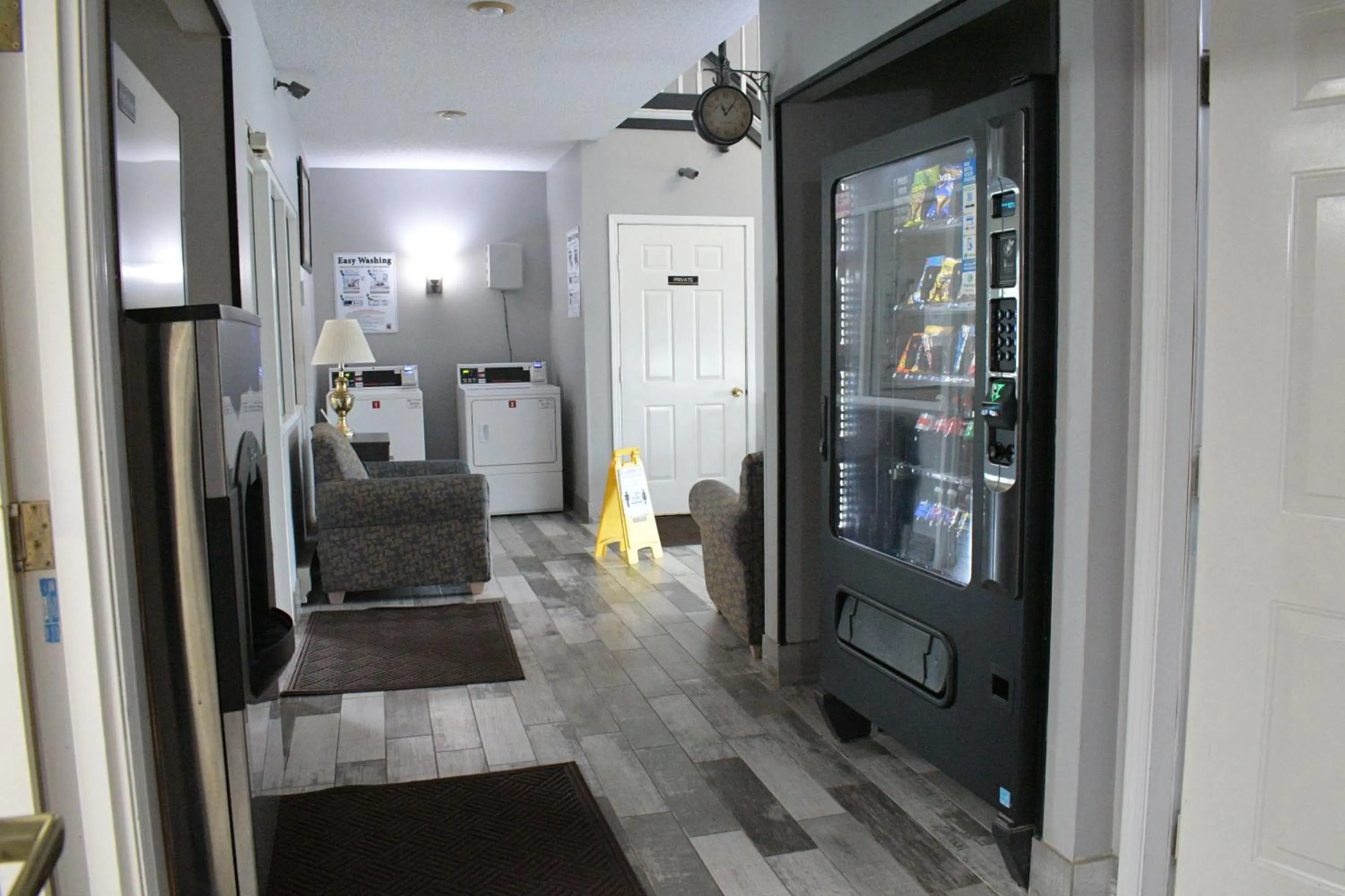 Property building in Adams Inn and Suites